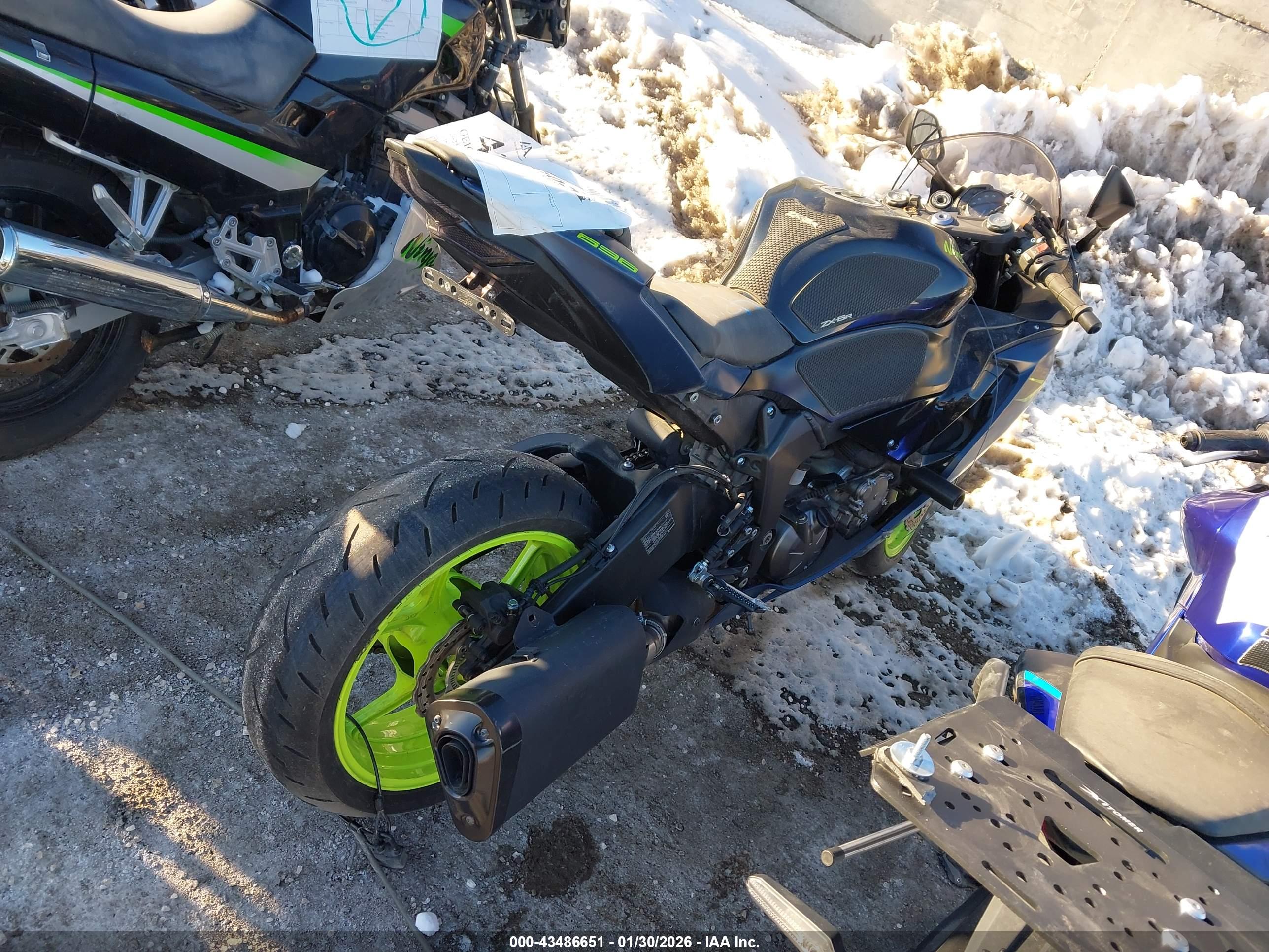 KAWASAKI ZX636 image 4