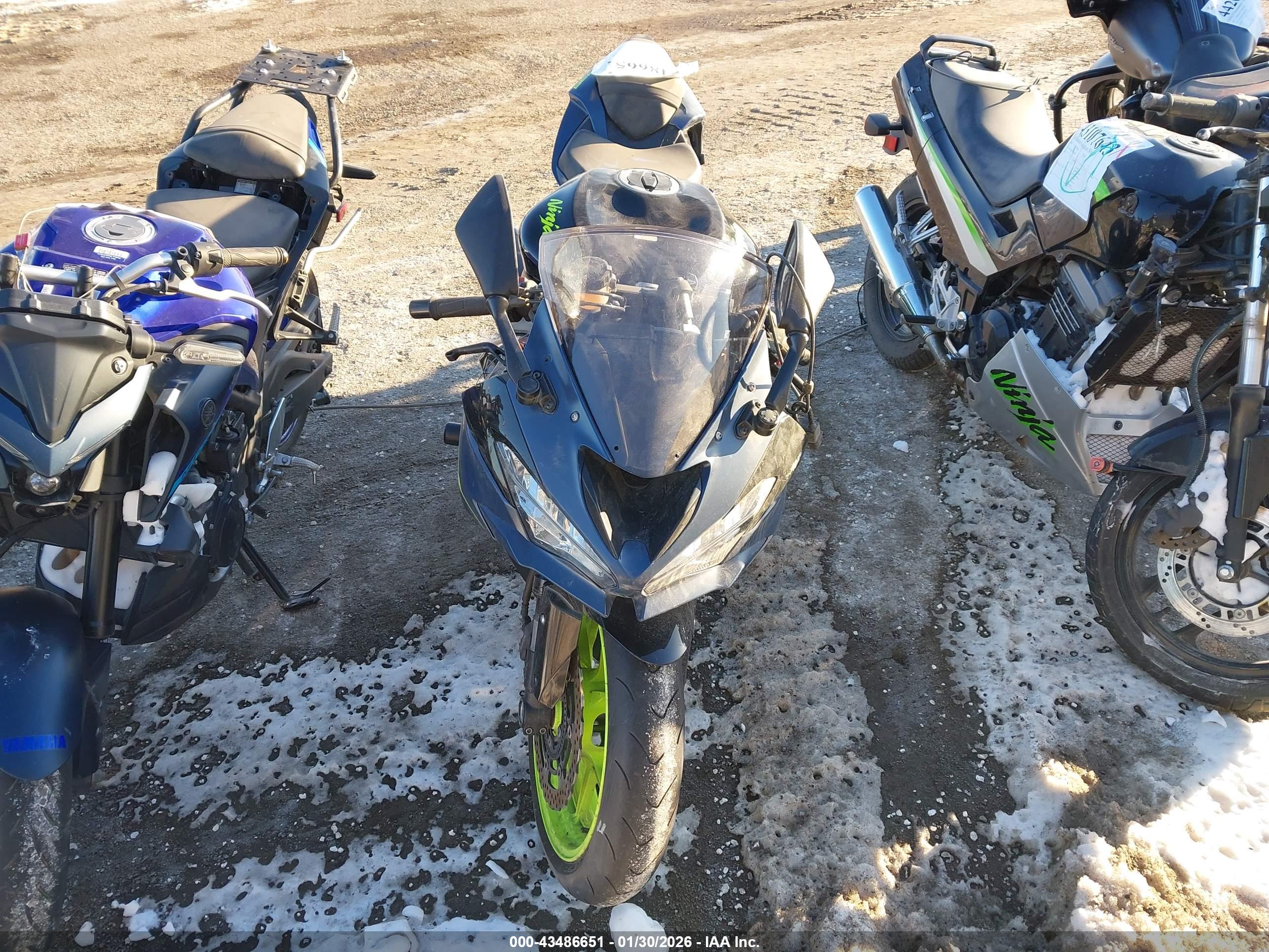 KAWASAKI ZX636 image 5