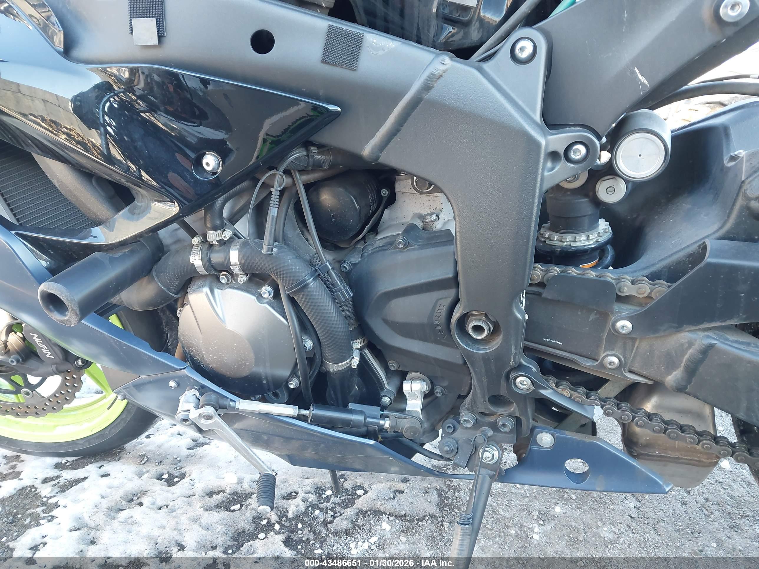 KAWASAKI ZX636 image 9