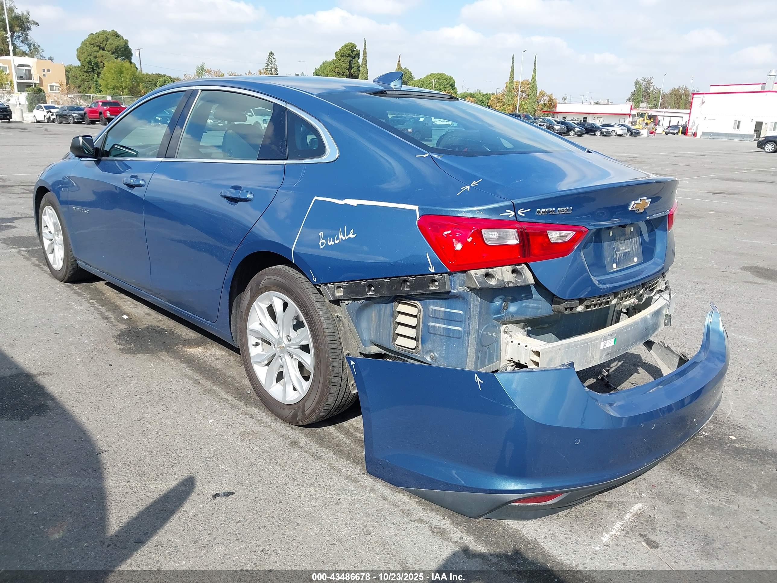 CHEVROLET MALIBU image 3