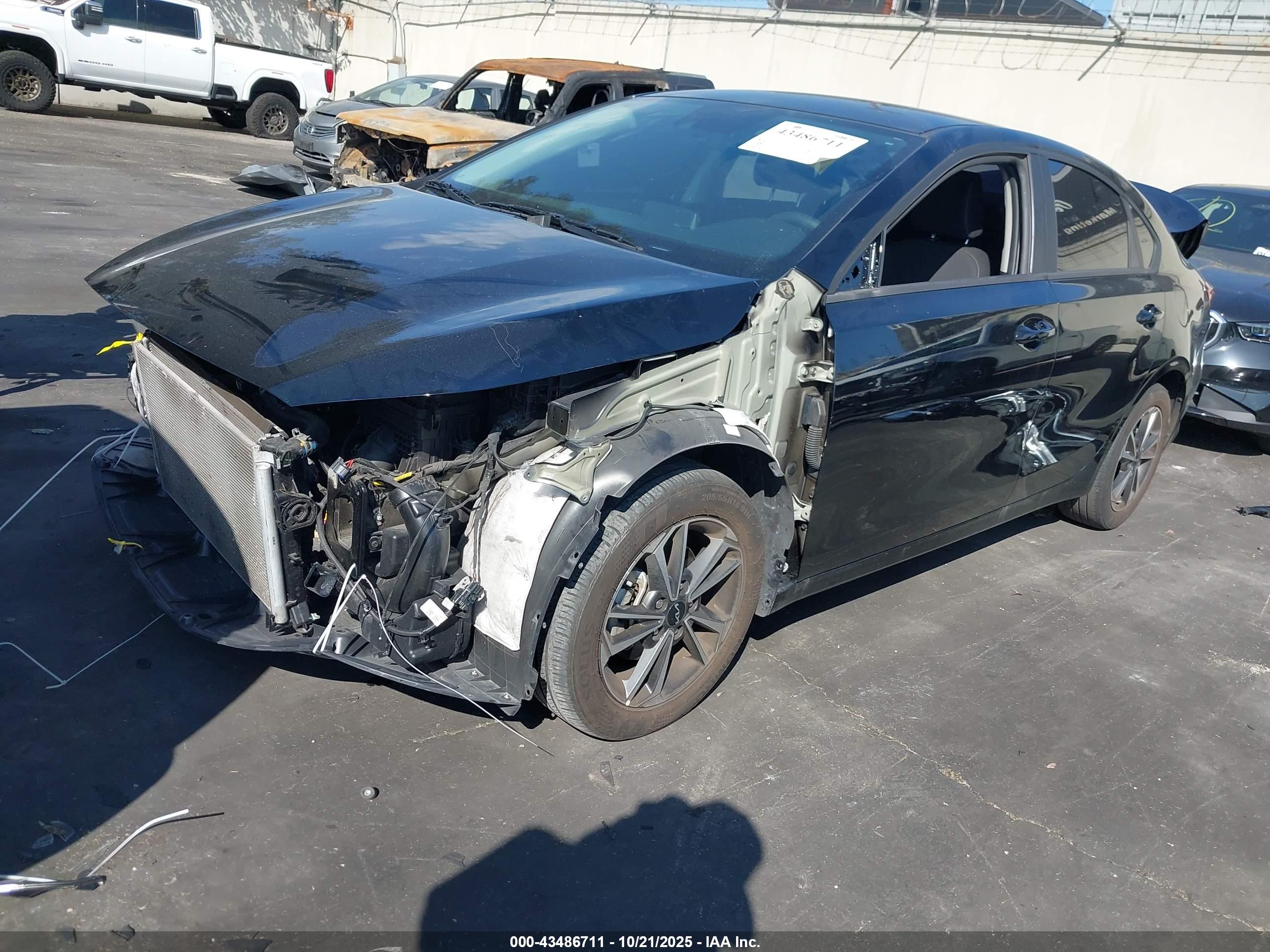 KIA FORTE image 2