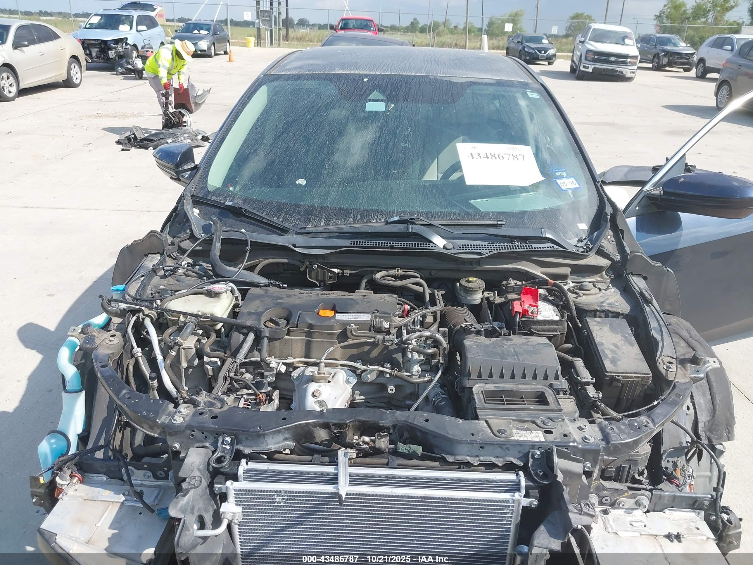 HONDA CIVIC image 10
