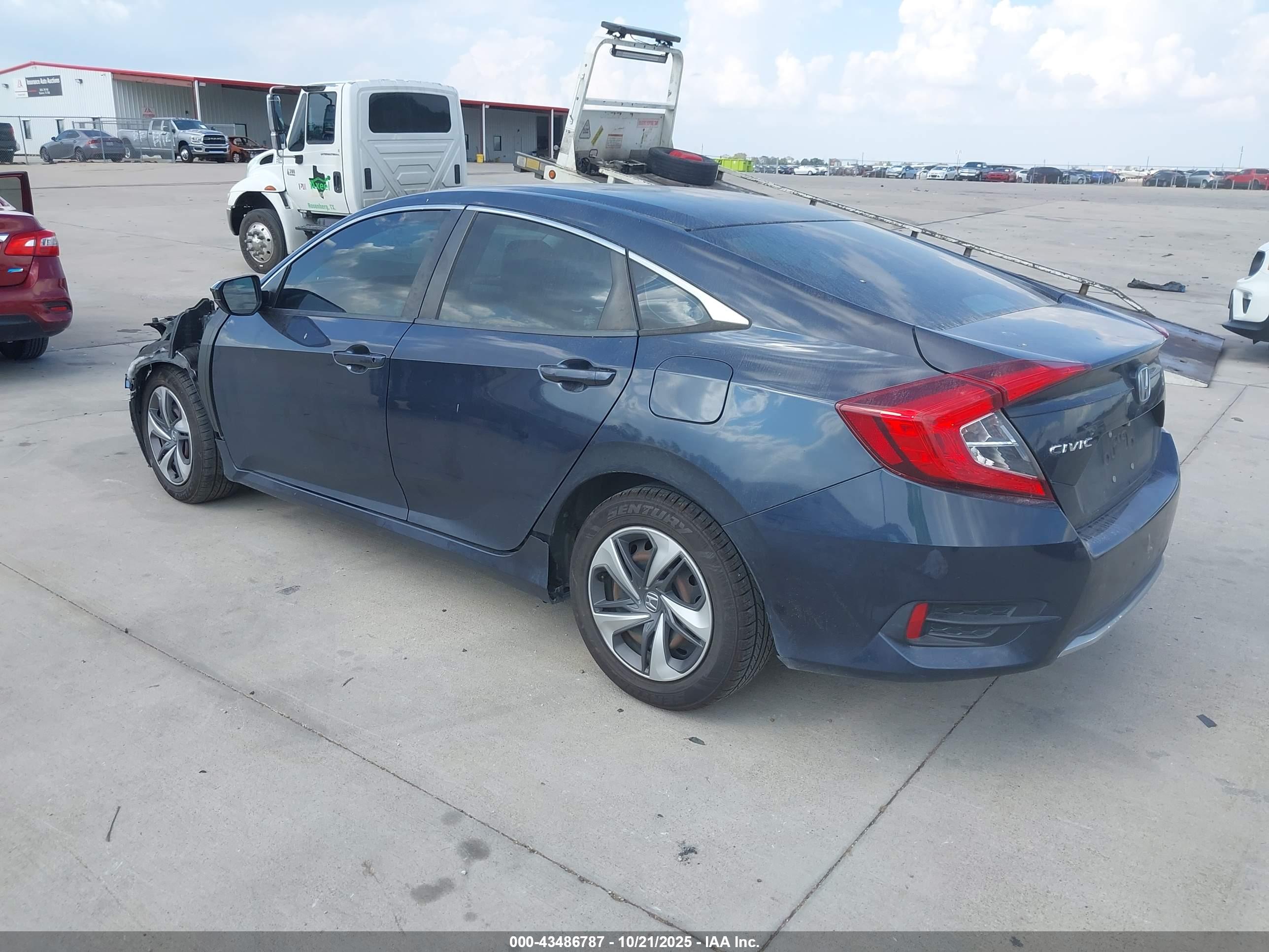 HONDA CIVIC image 3
