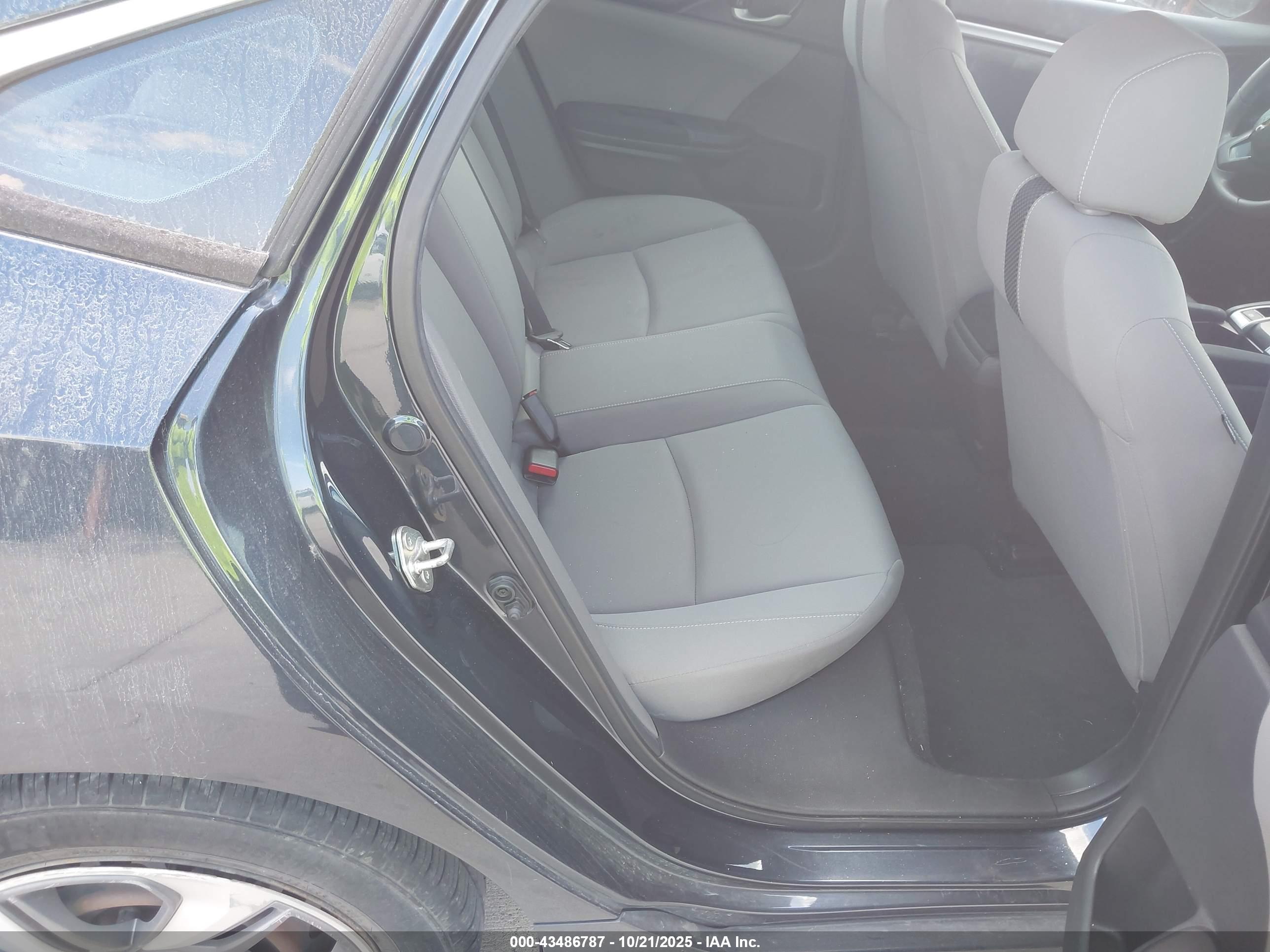 HONDA CIVIC image 8