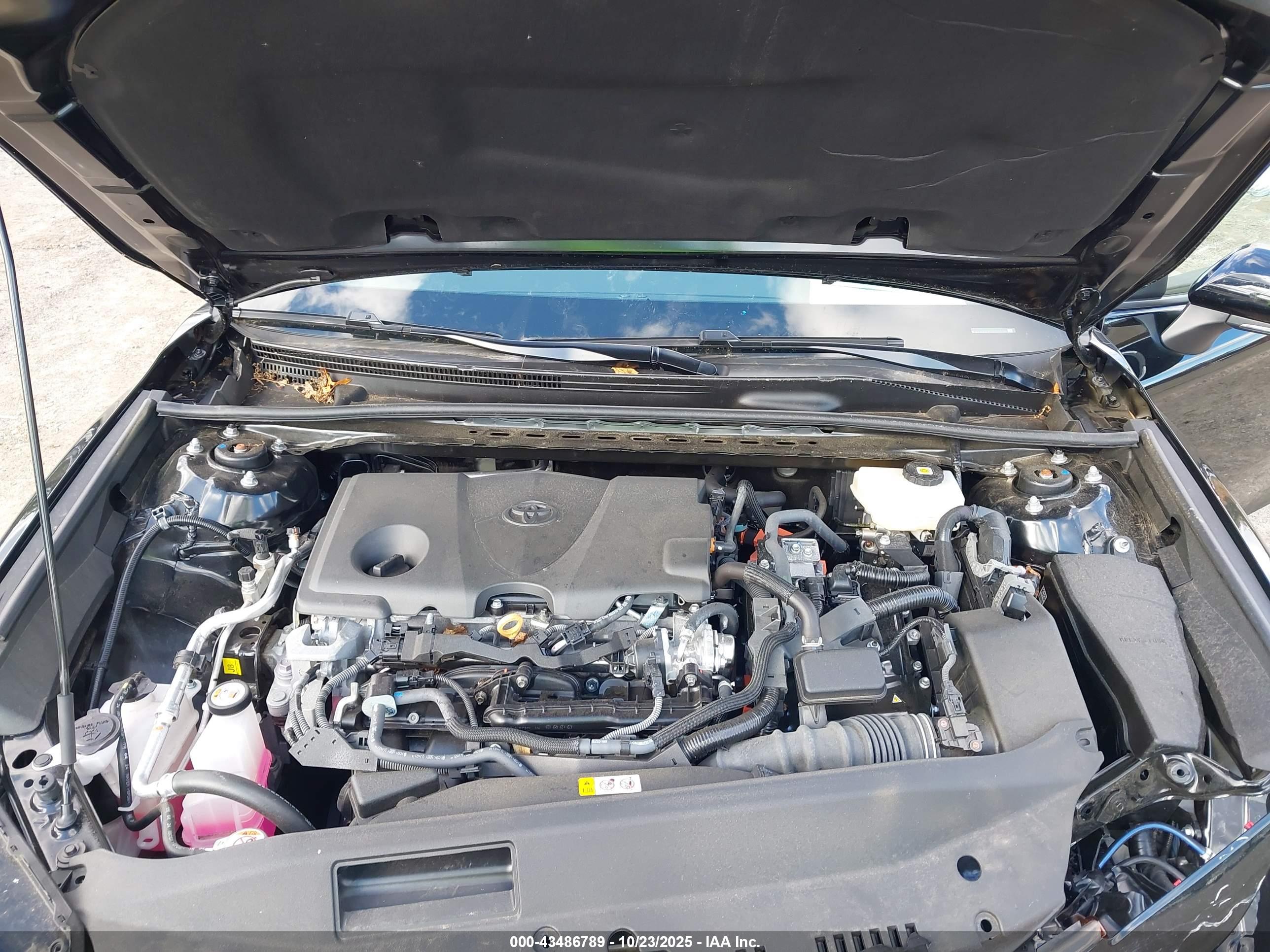 TOYOTA CAMRY image 10