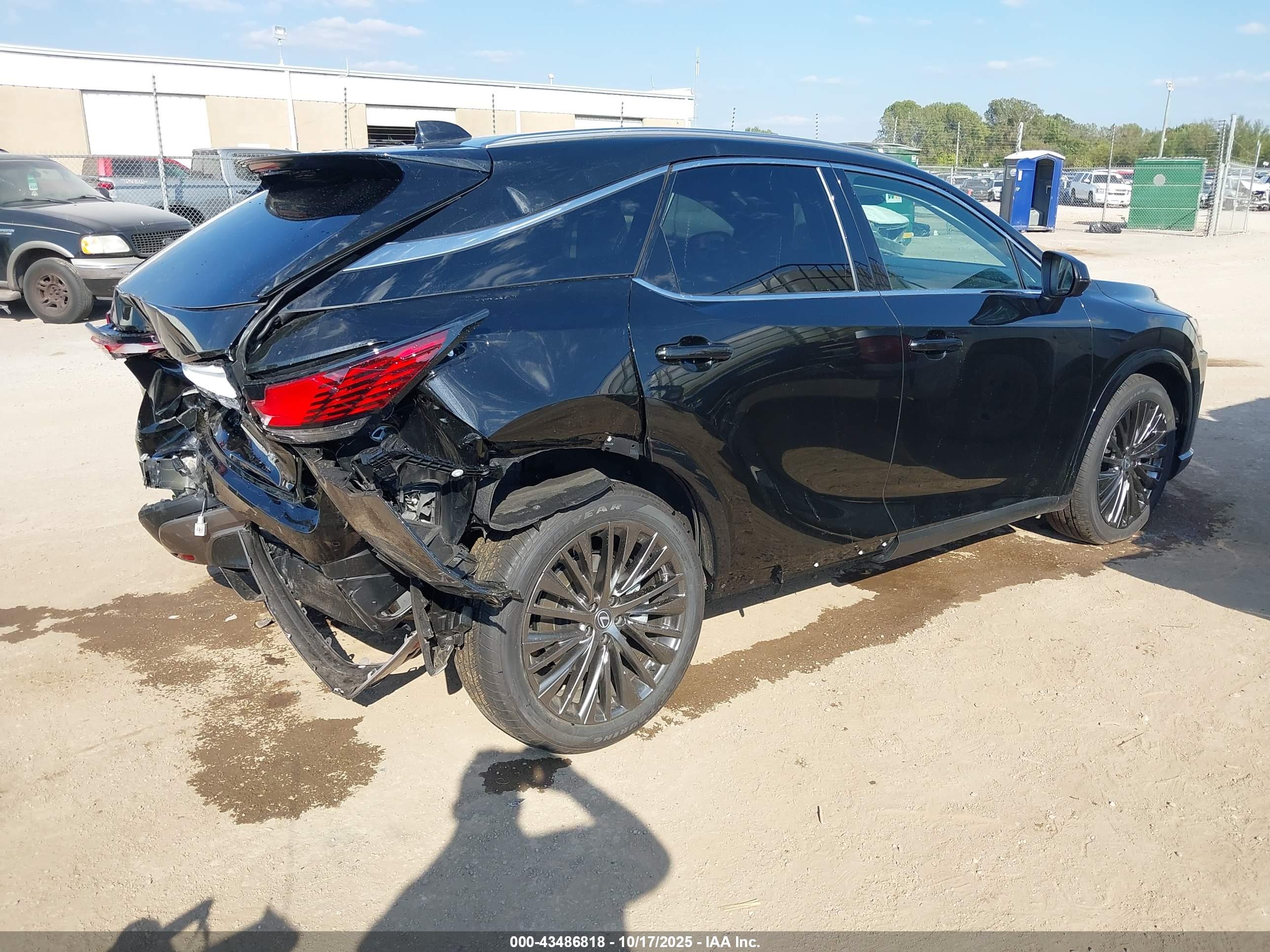 LEXUS RX image 4