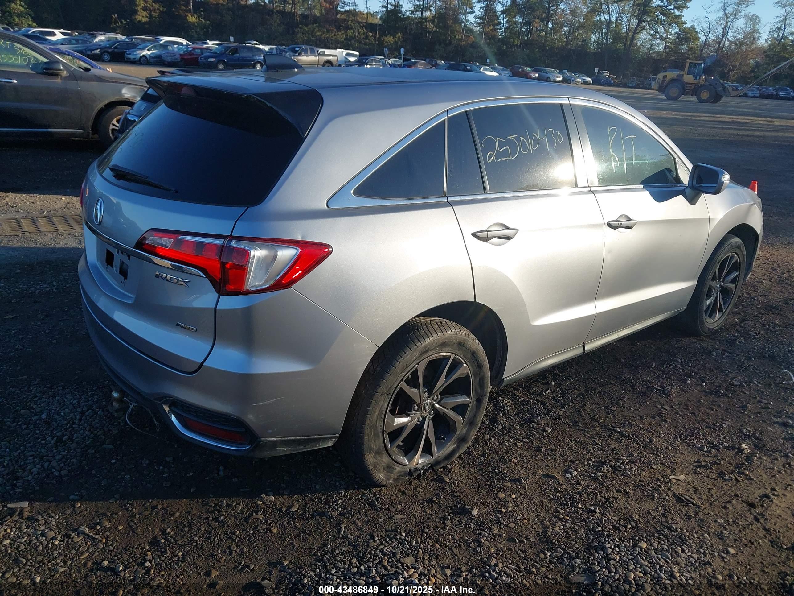 ACURA RDX image 4