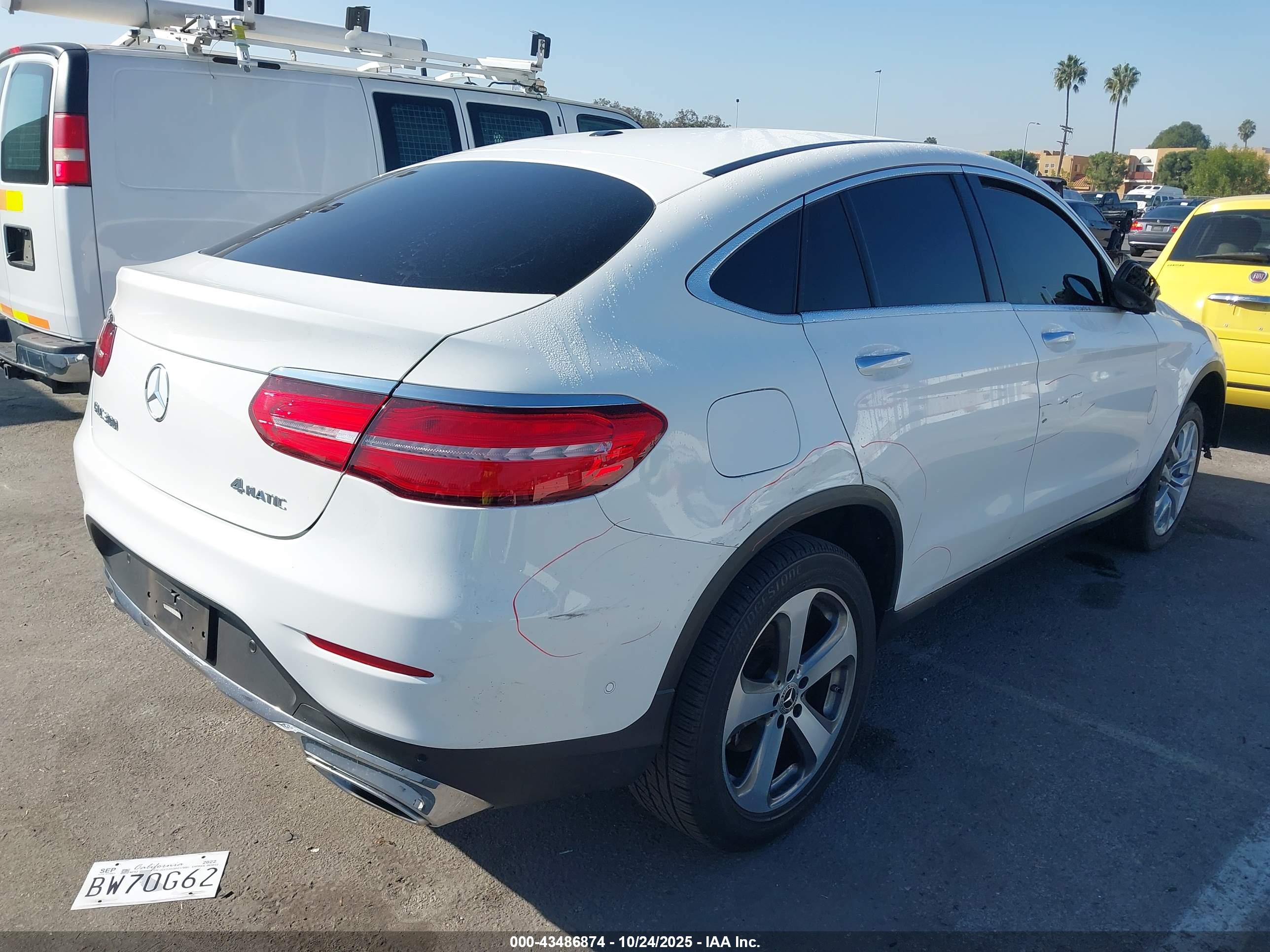 MERCEDES-BENZ GLC image 4