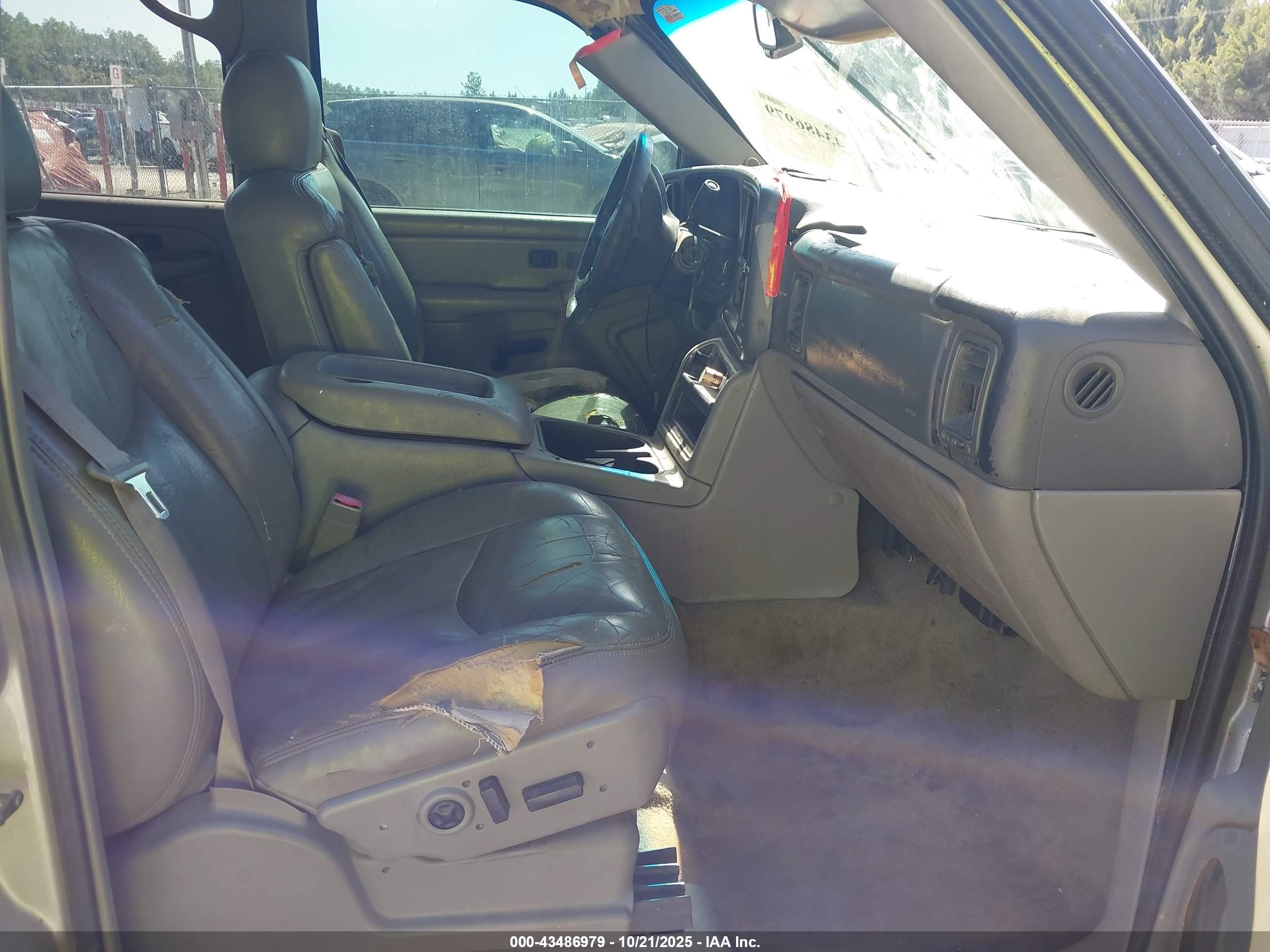 GMC YUKON image 5
