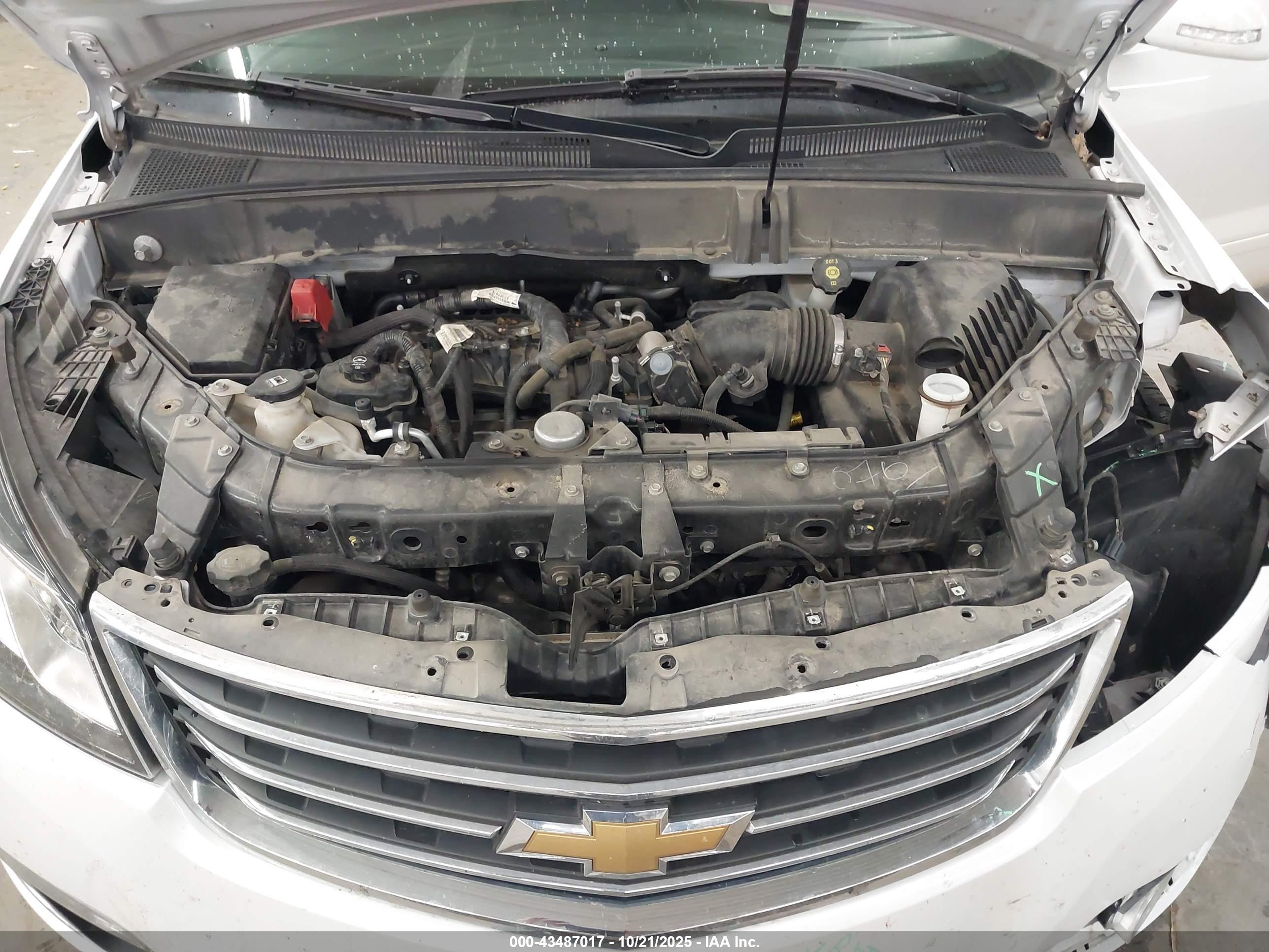 CHEVROLET TRAVERSE image 10