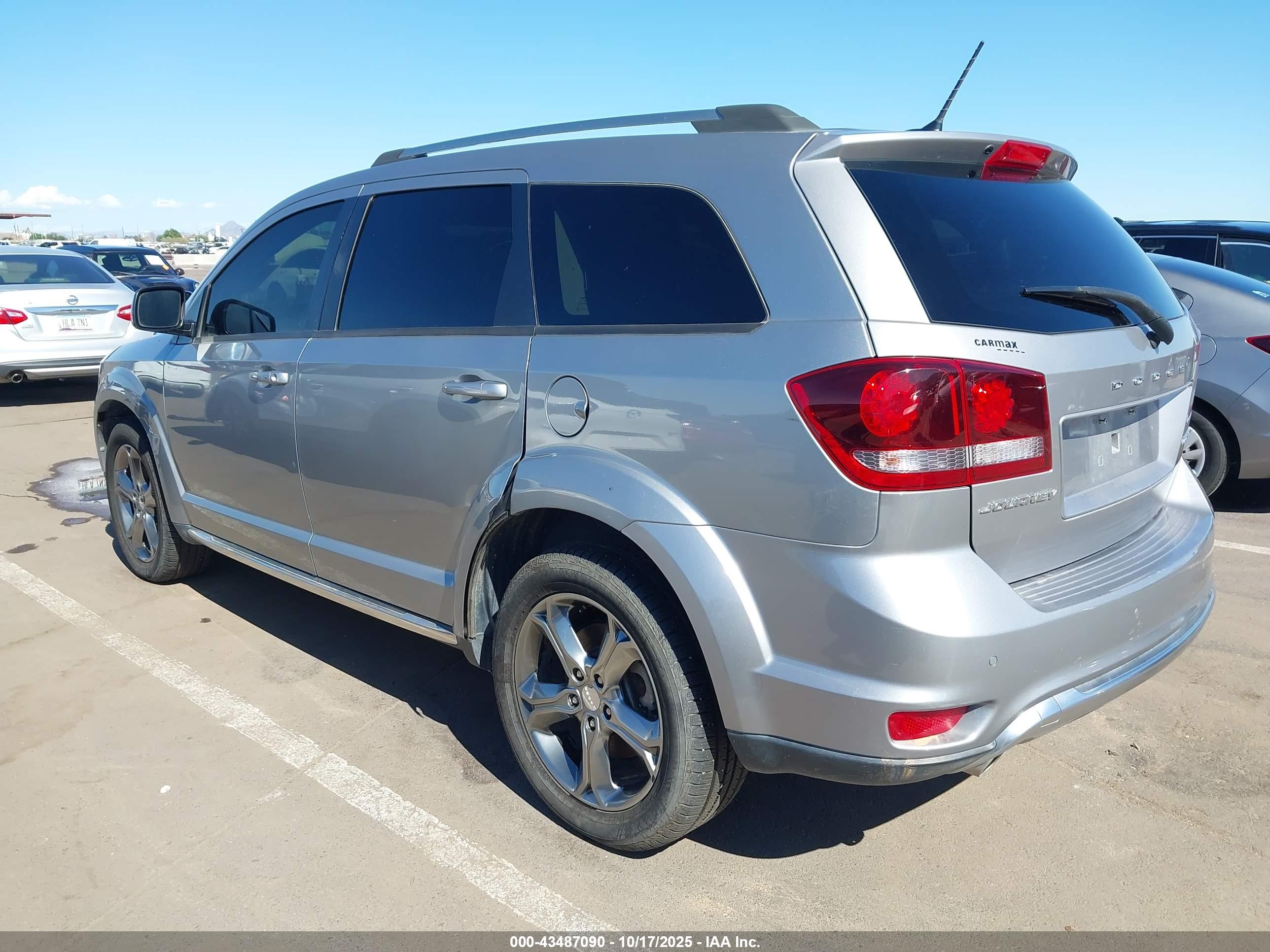 DODGE JOURNEY image 3