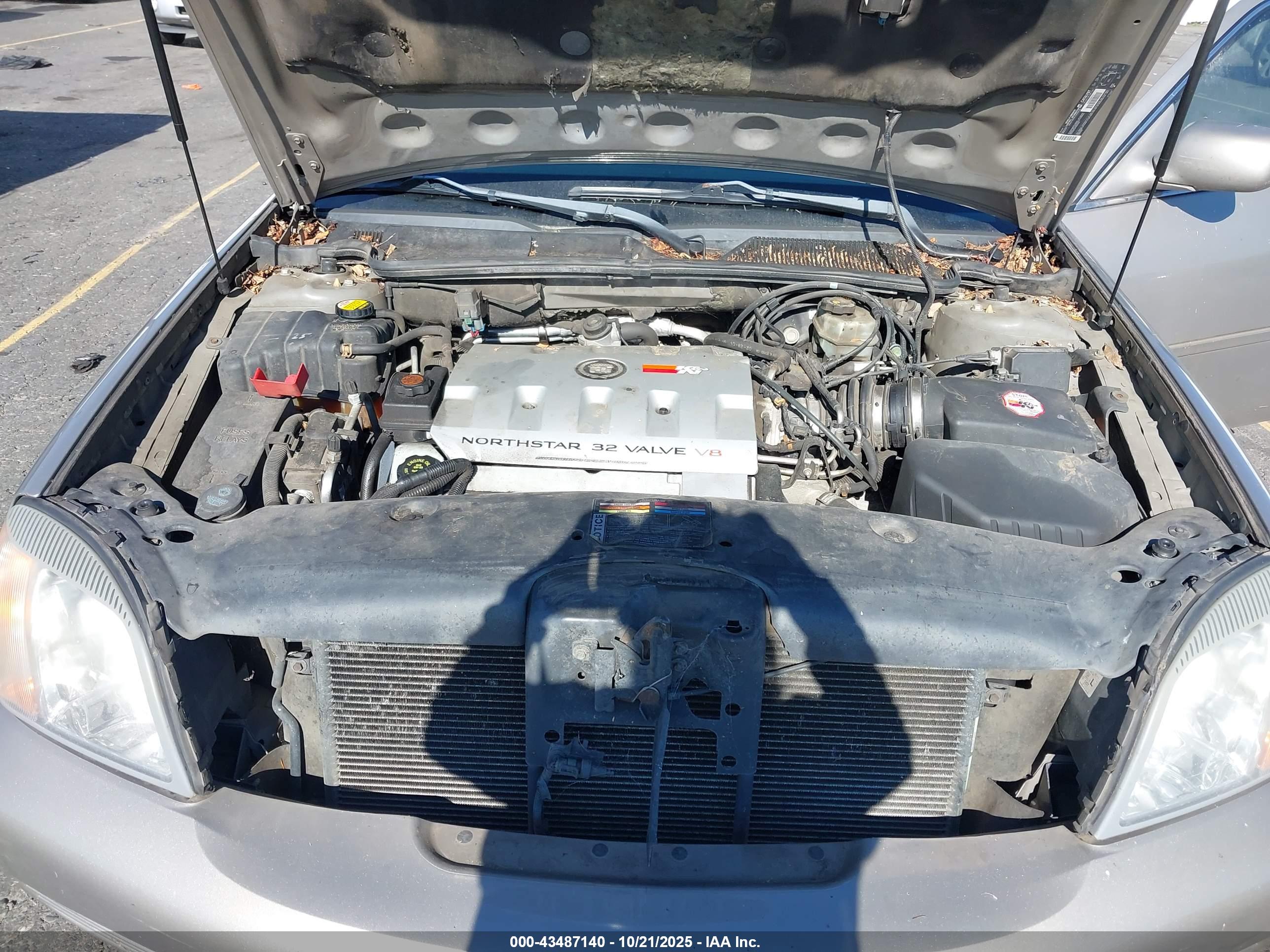 CADILLAC DEVILLE image 10