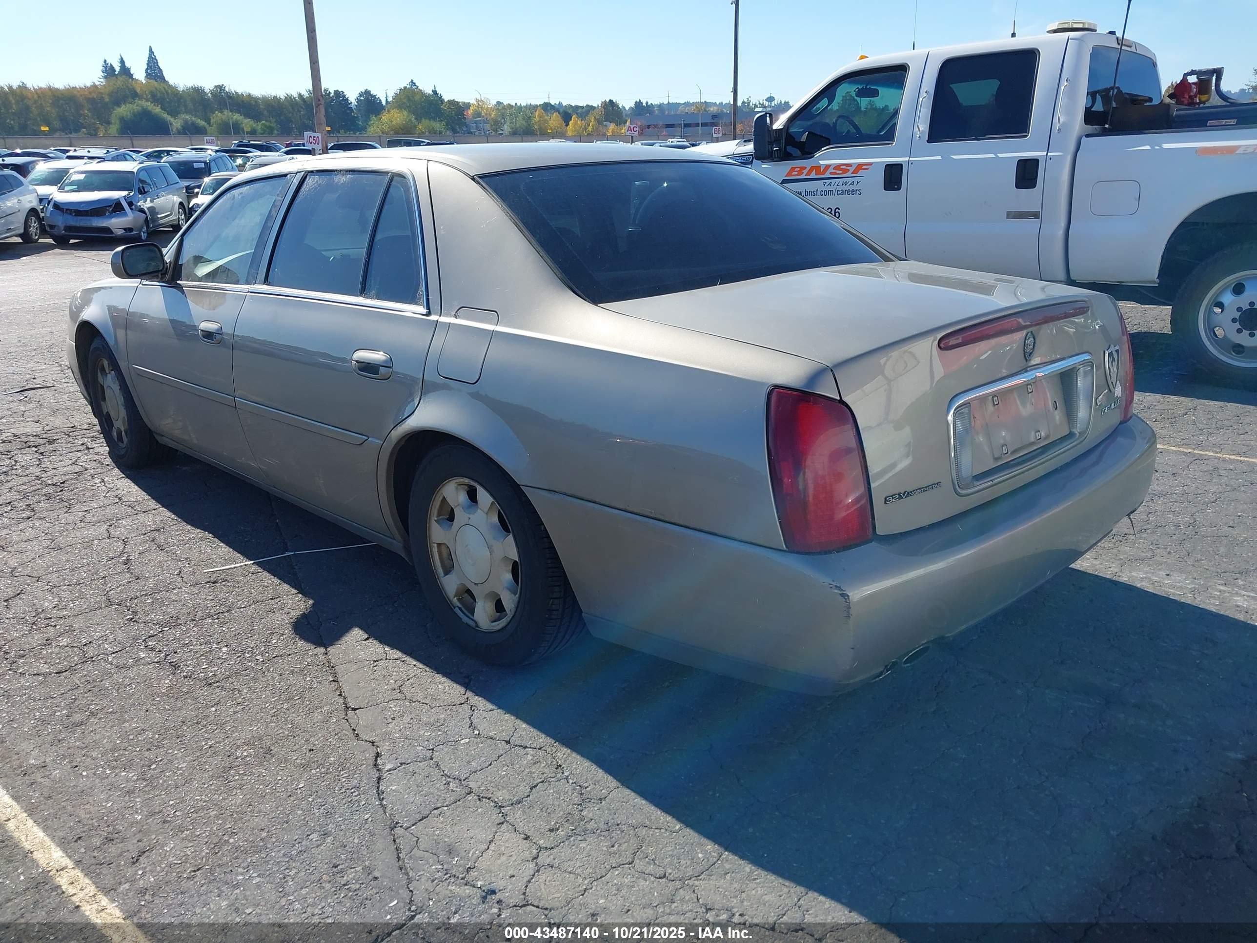 CADILLAC DEVILLE image 3