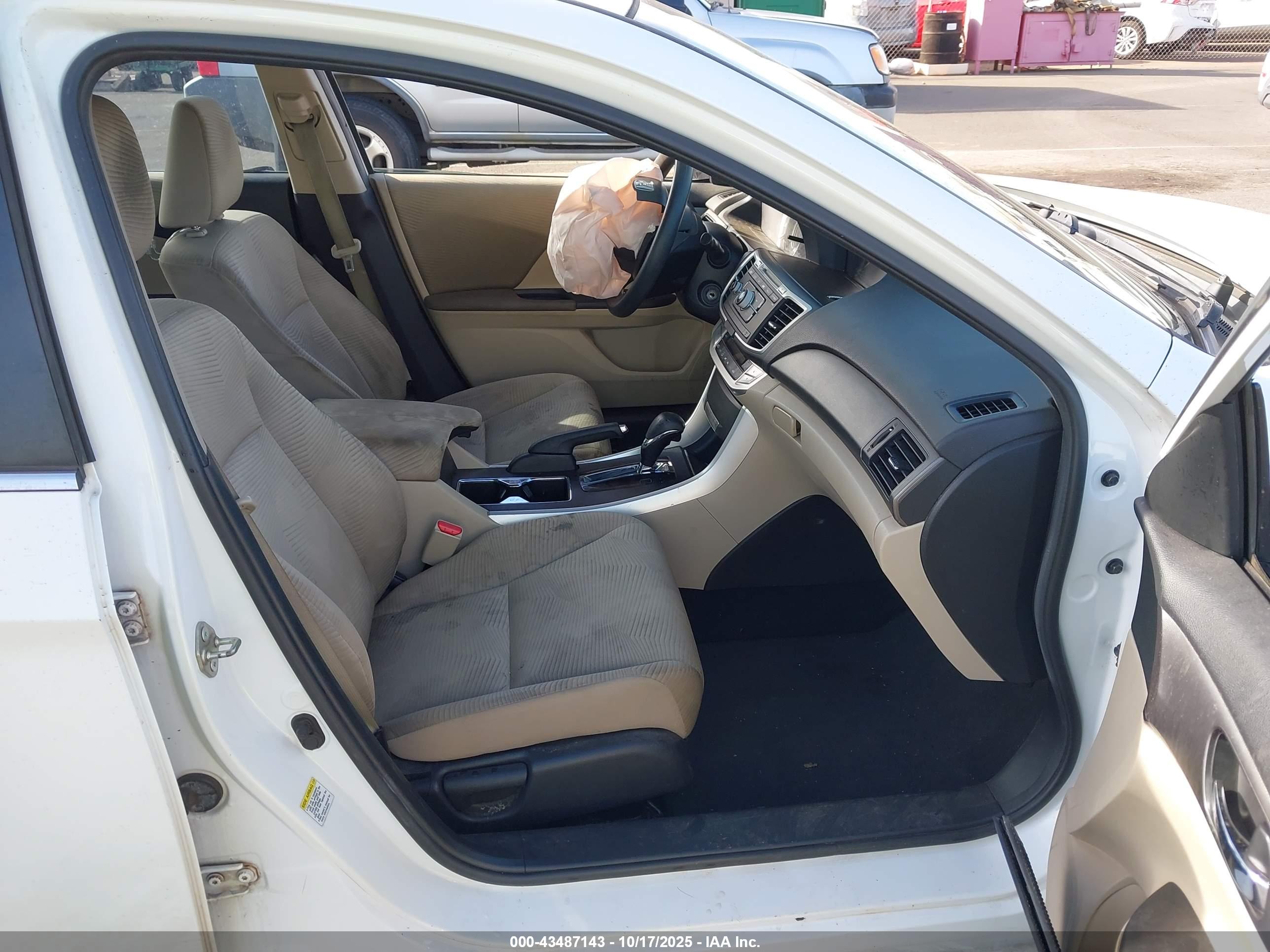 HONDA ACCORD image 5