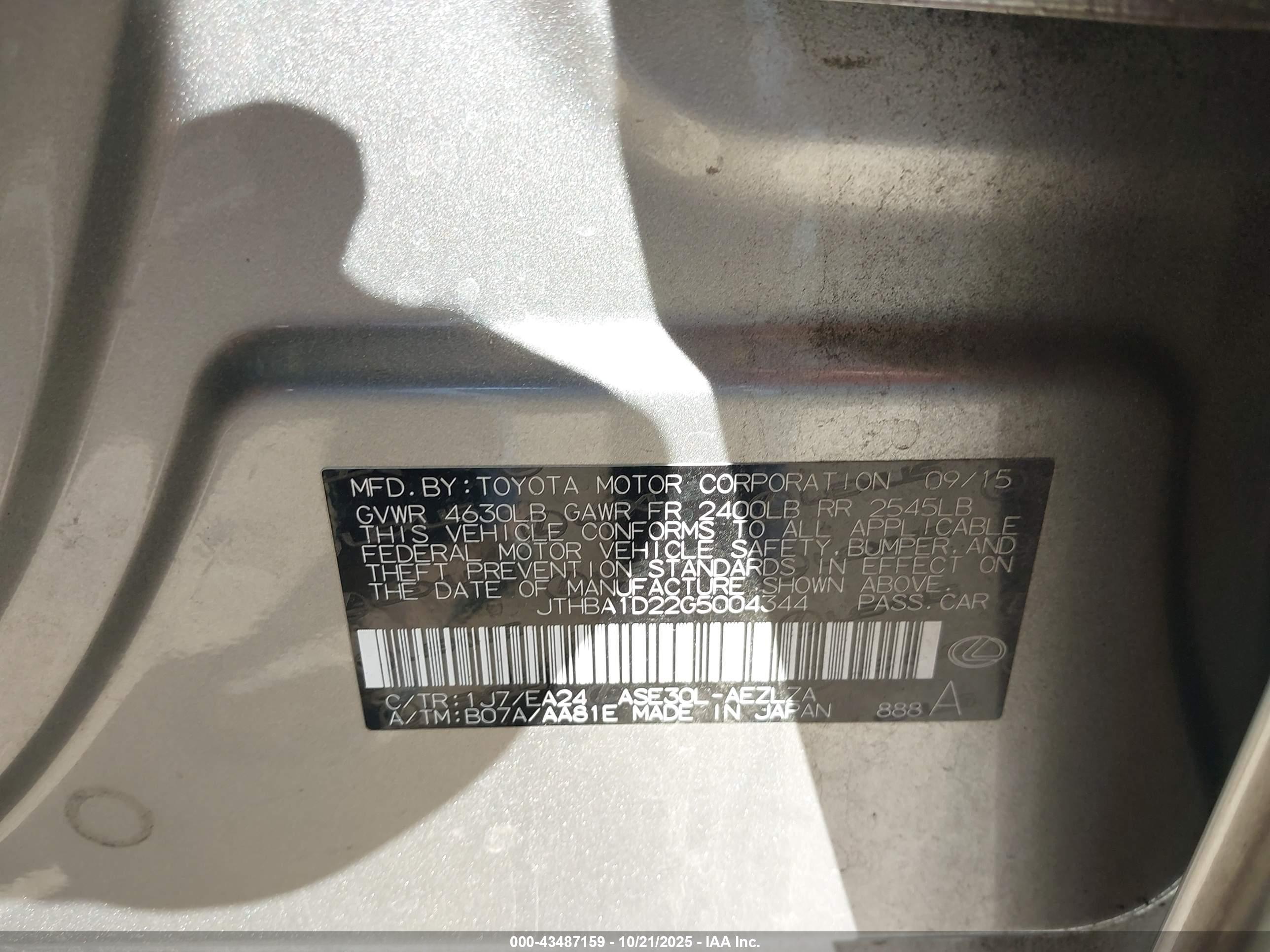 LEXUS IS image 9
