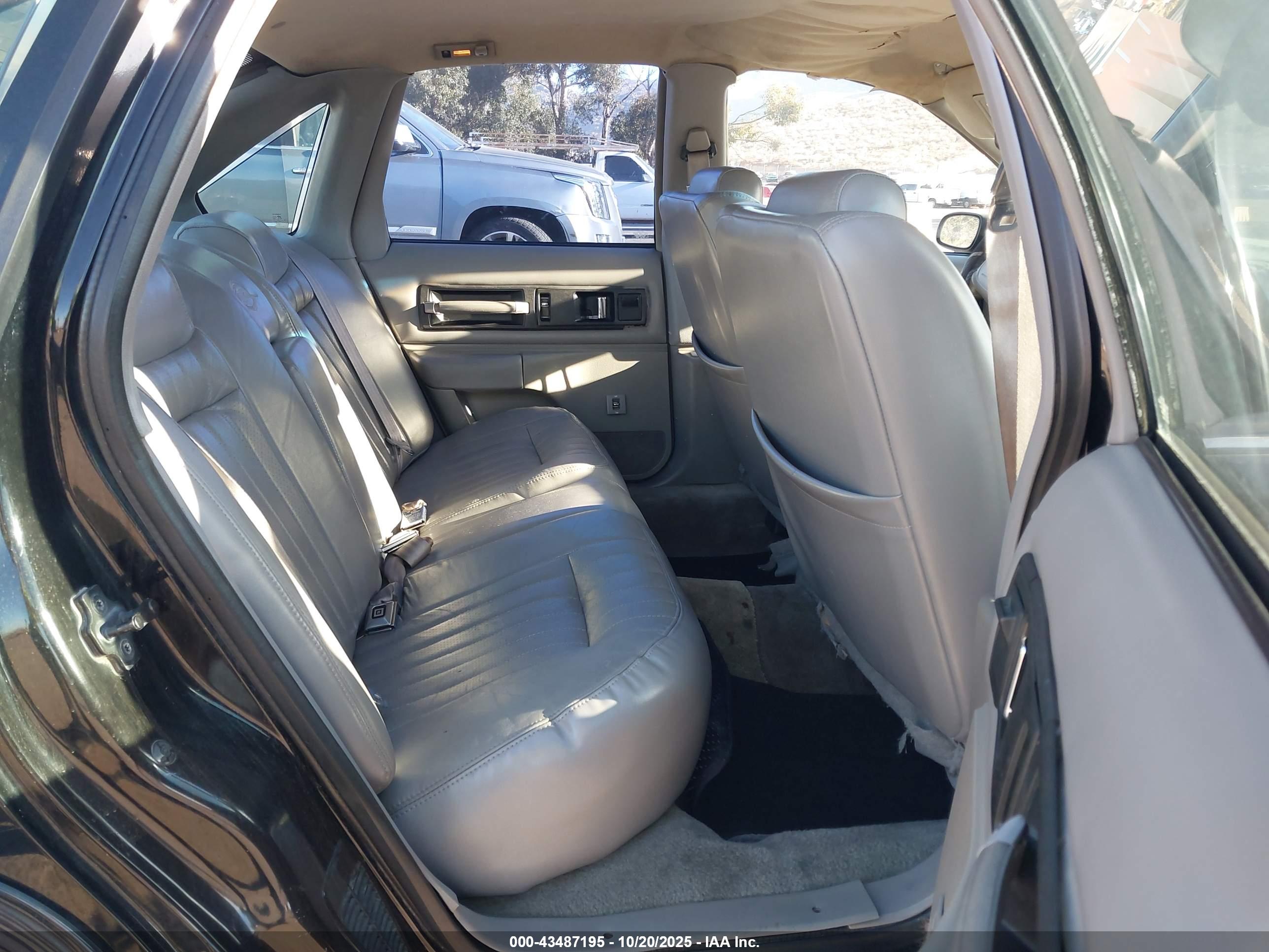 CHEVROLET CAPRICE image 8