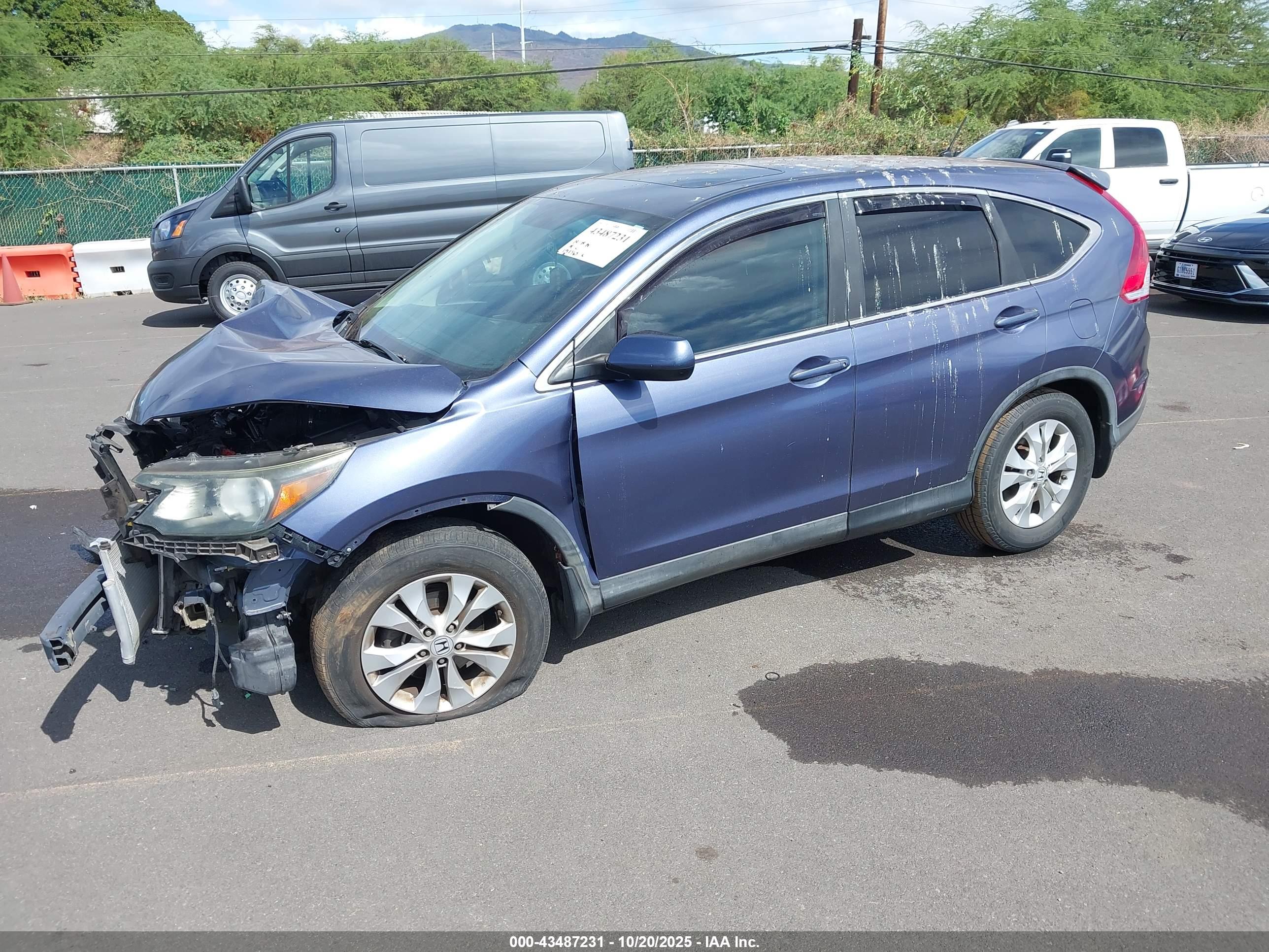 HONDA CR-V image 2