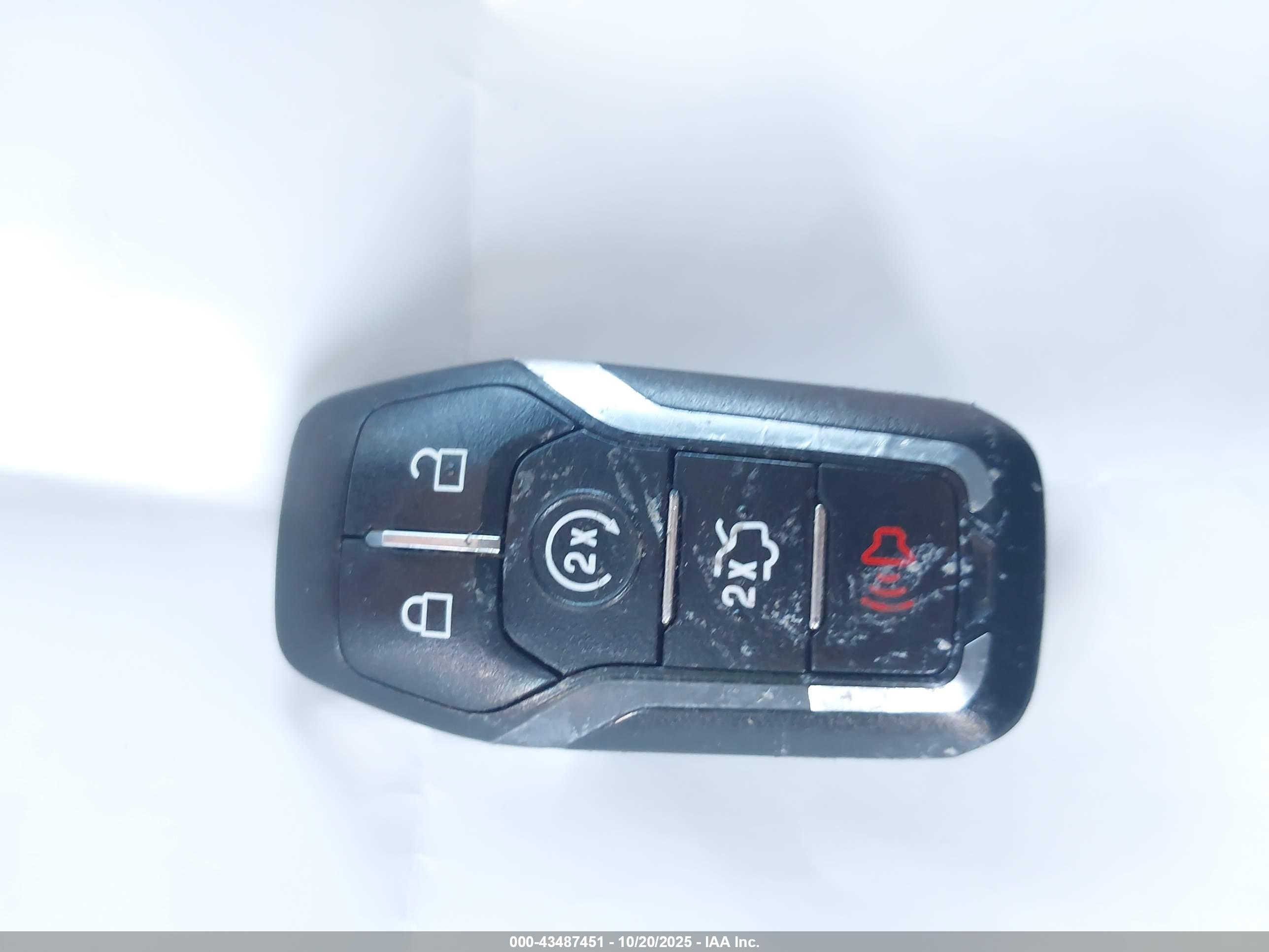 FORD EXPLORER image 11