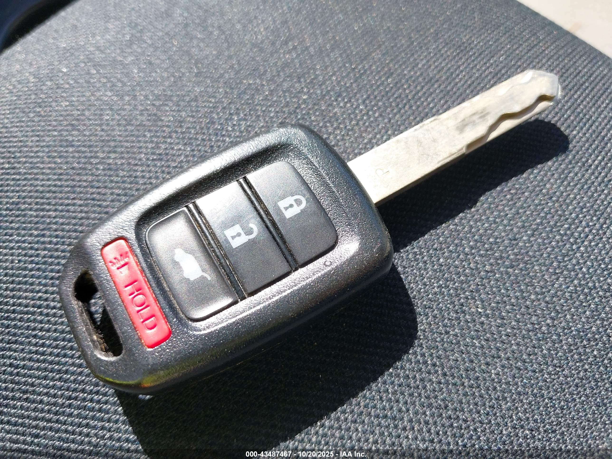 HONDA CR-V image 11