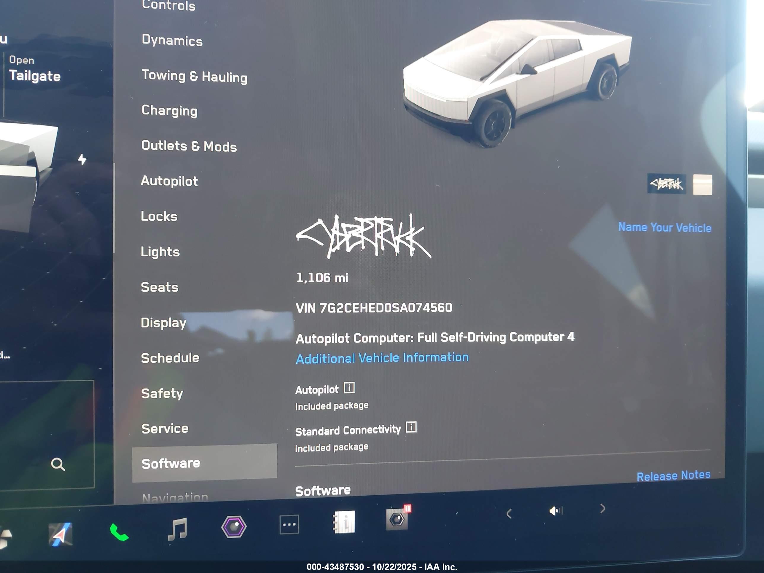 TESLA CYBERTRUCK image 7