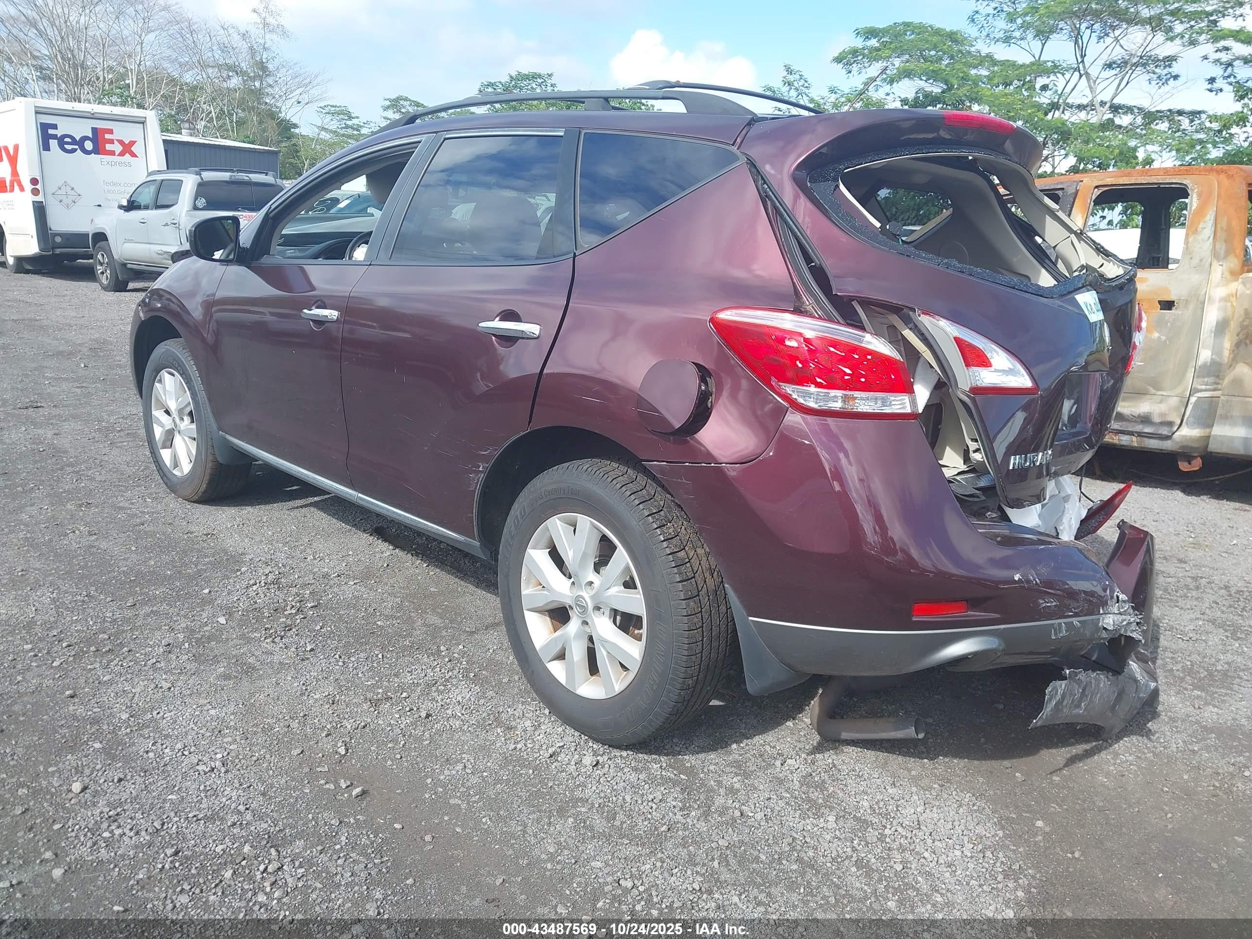 NISSAN MURANO image 3