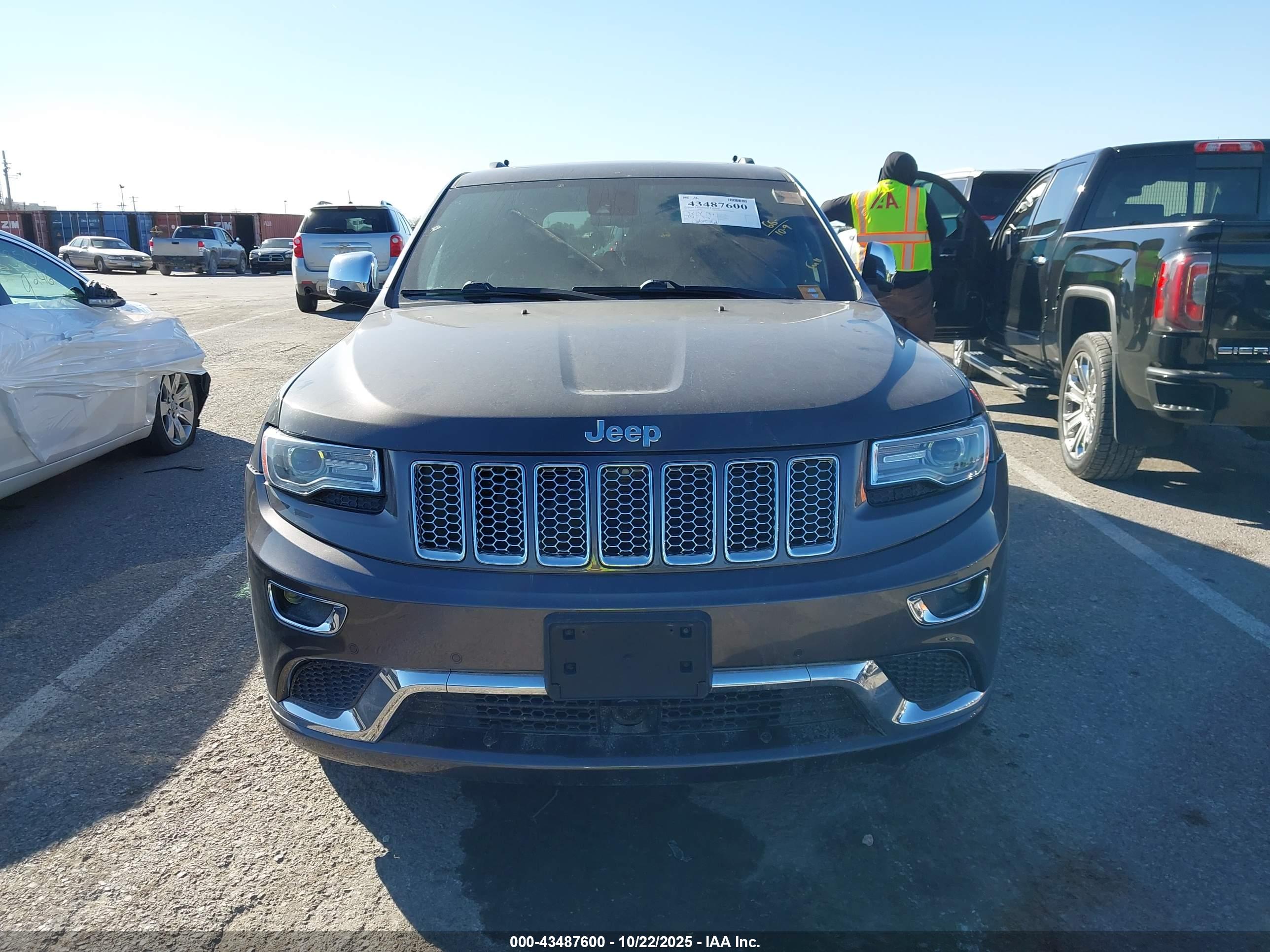 JEEP GRAND image 6