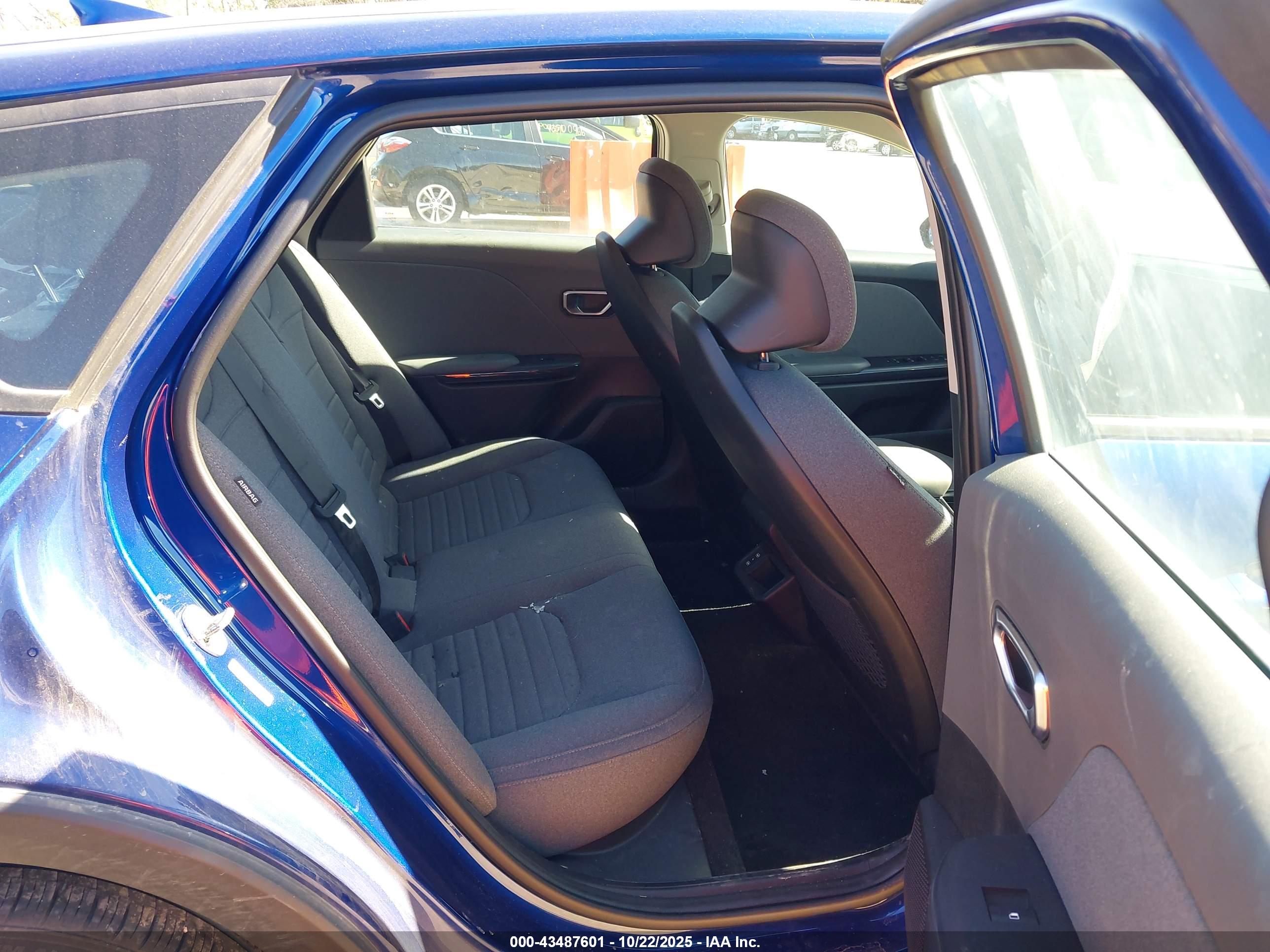 KIA K4 image 8