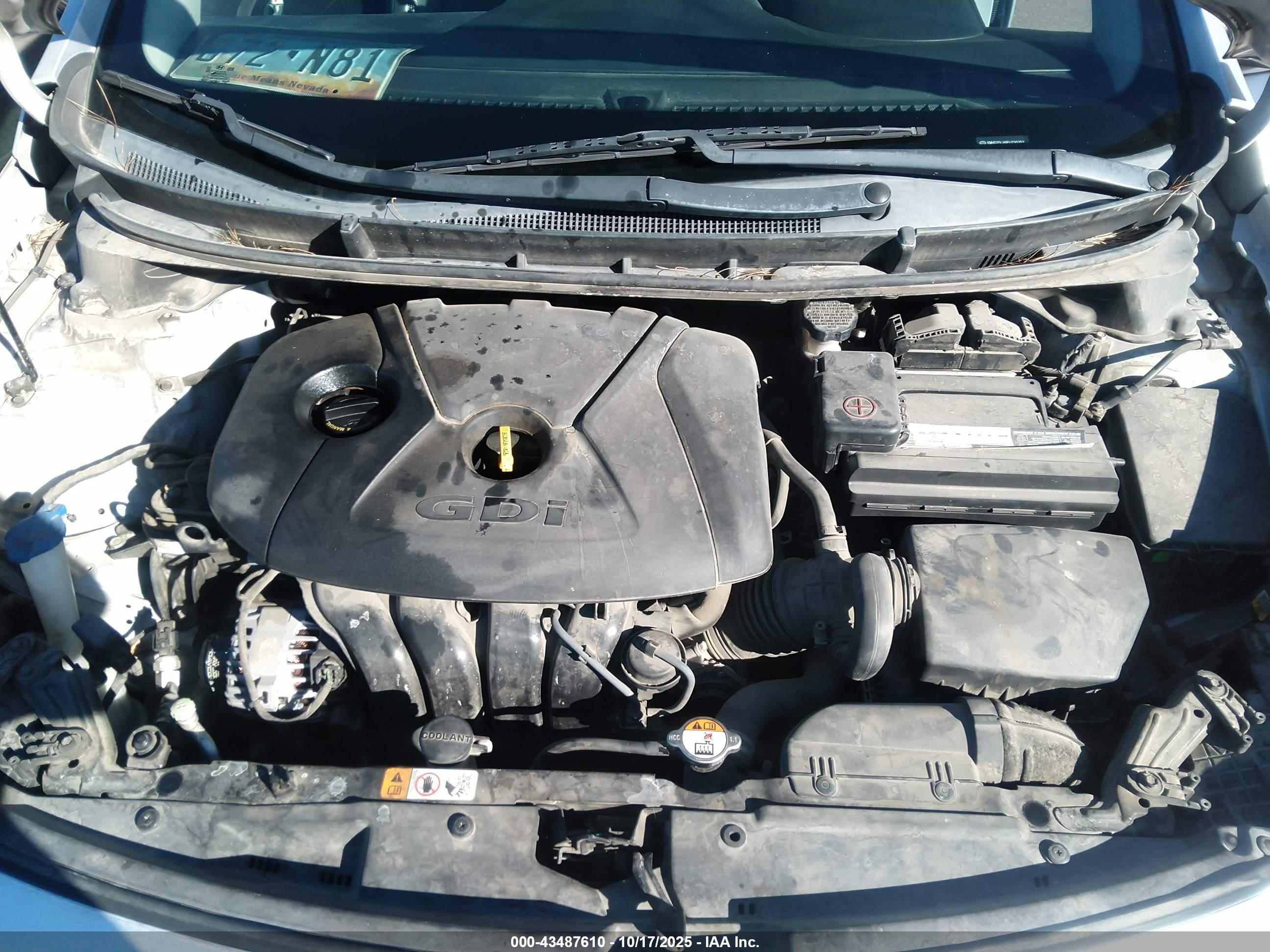 HYUNDAI ELANTRA image 10