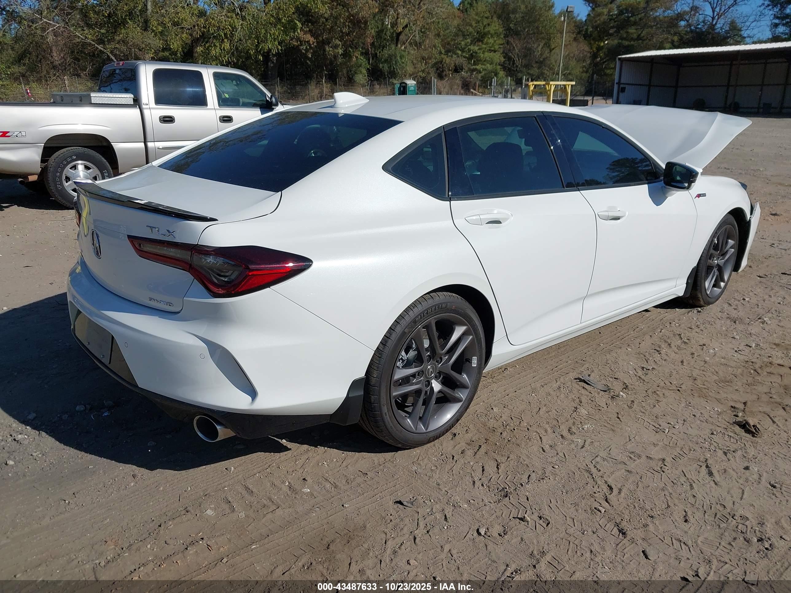 ACURA TLX image 4