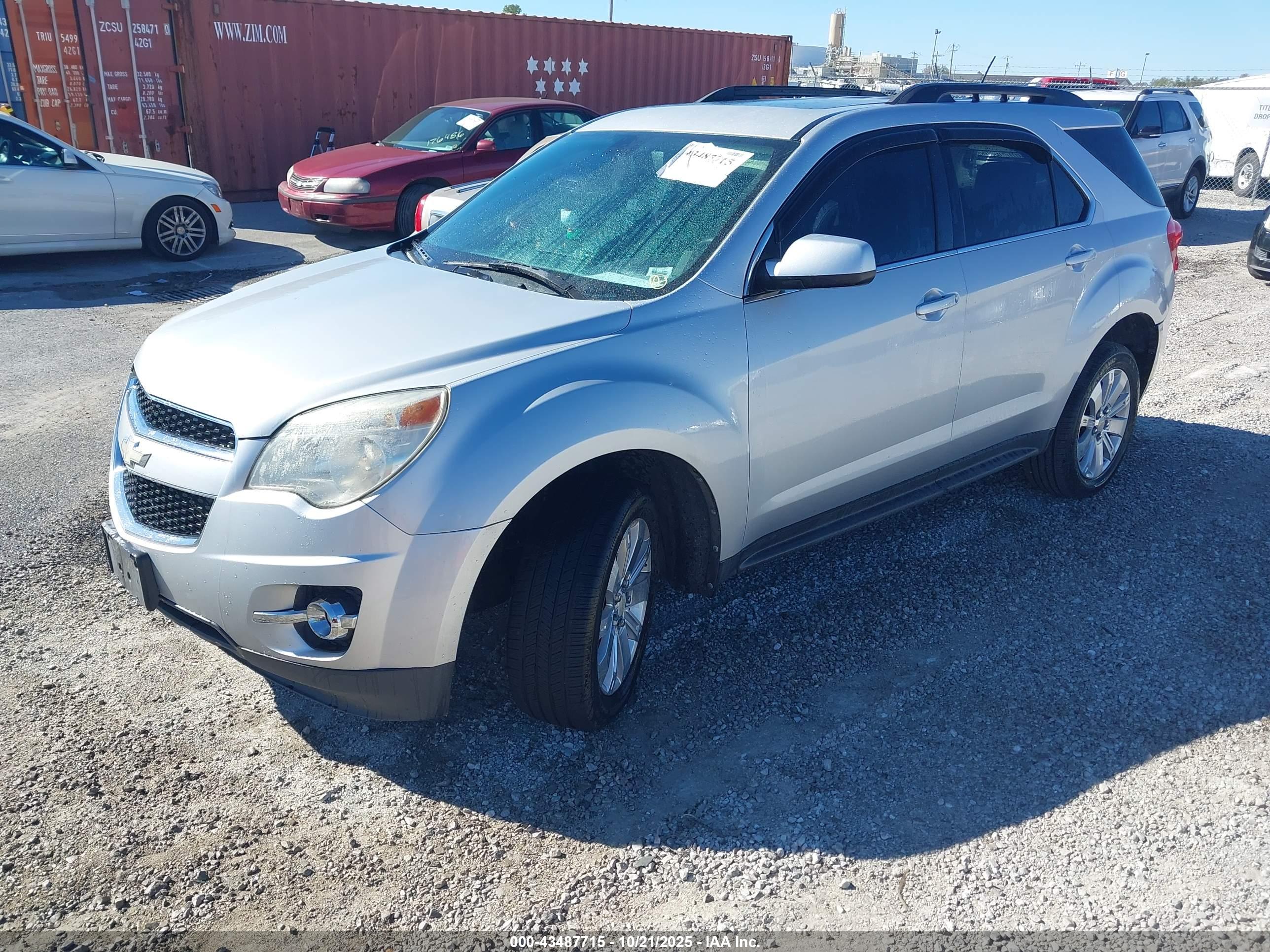 CHEVROLET EQUINOX image 2