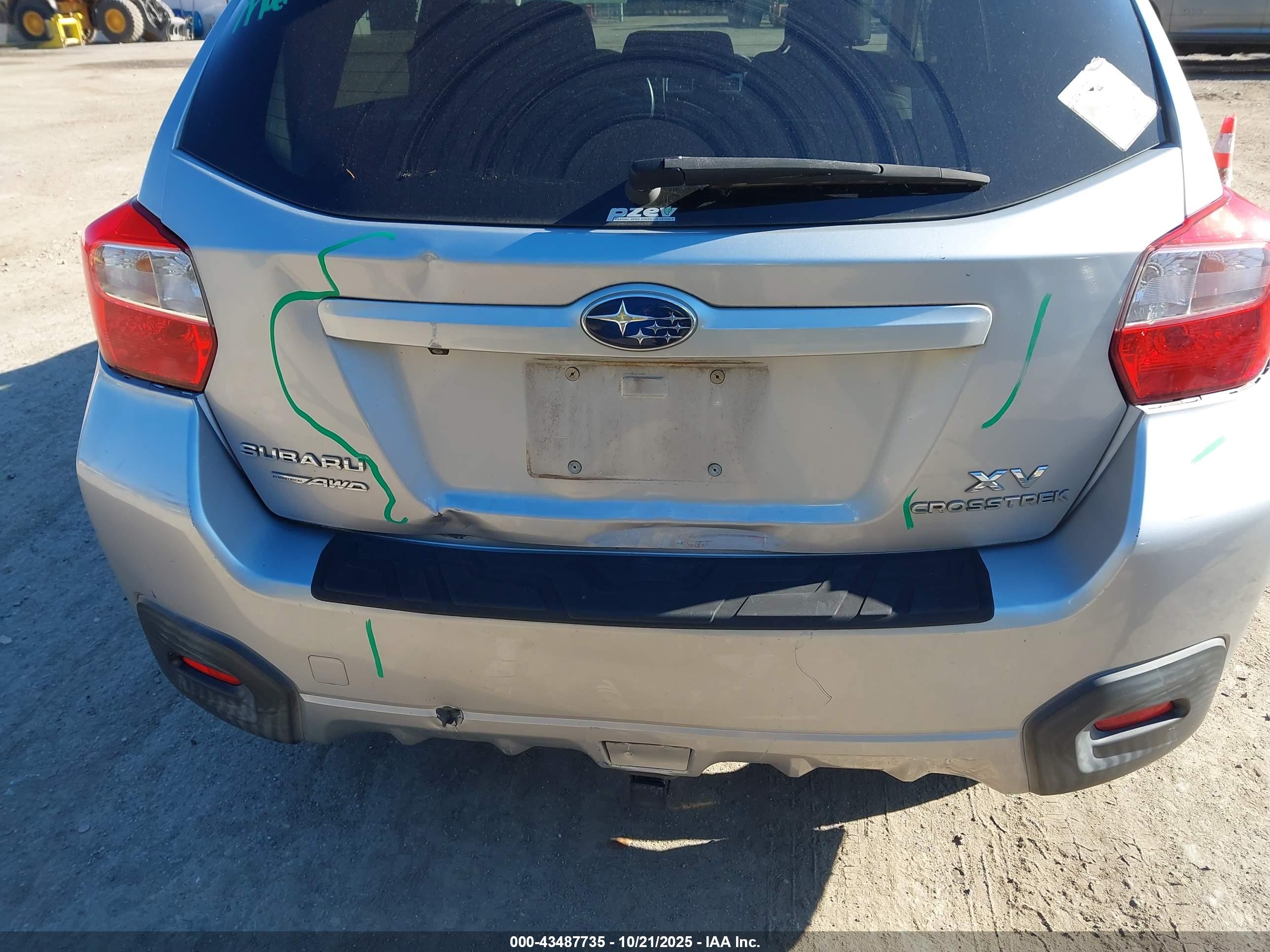SUBARU XV image 6