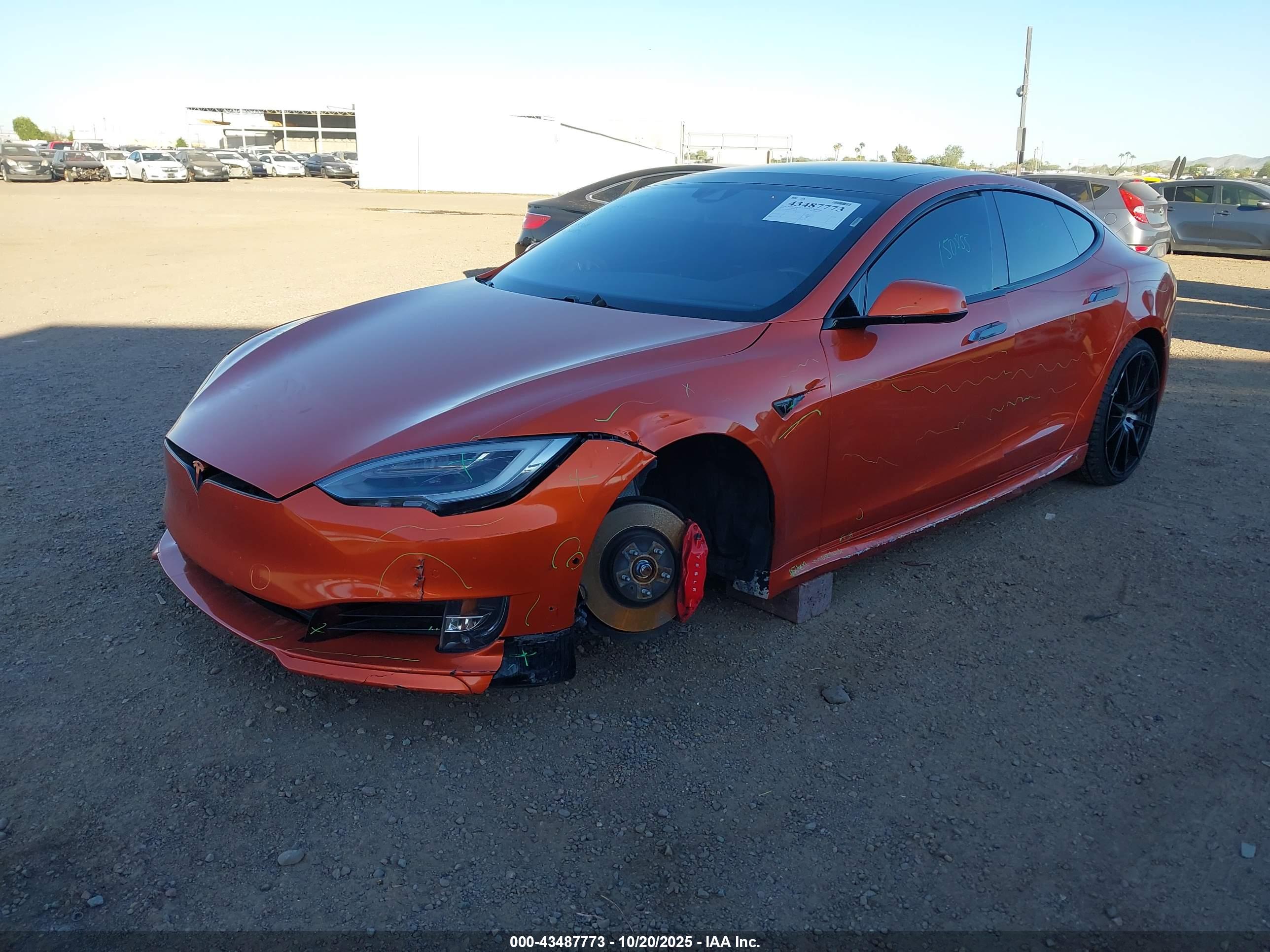 TESLA MODEL image 6