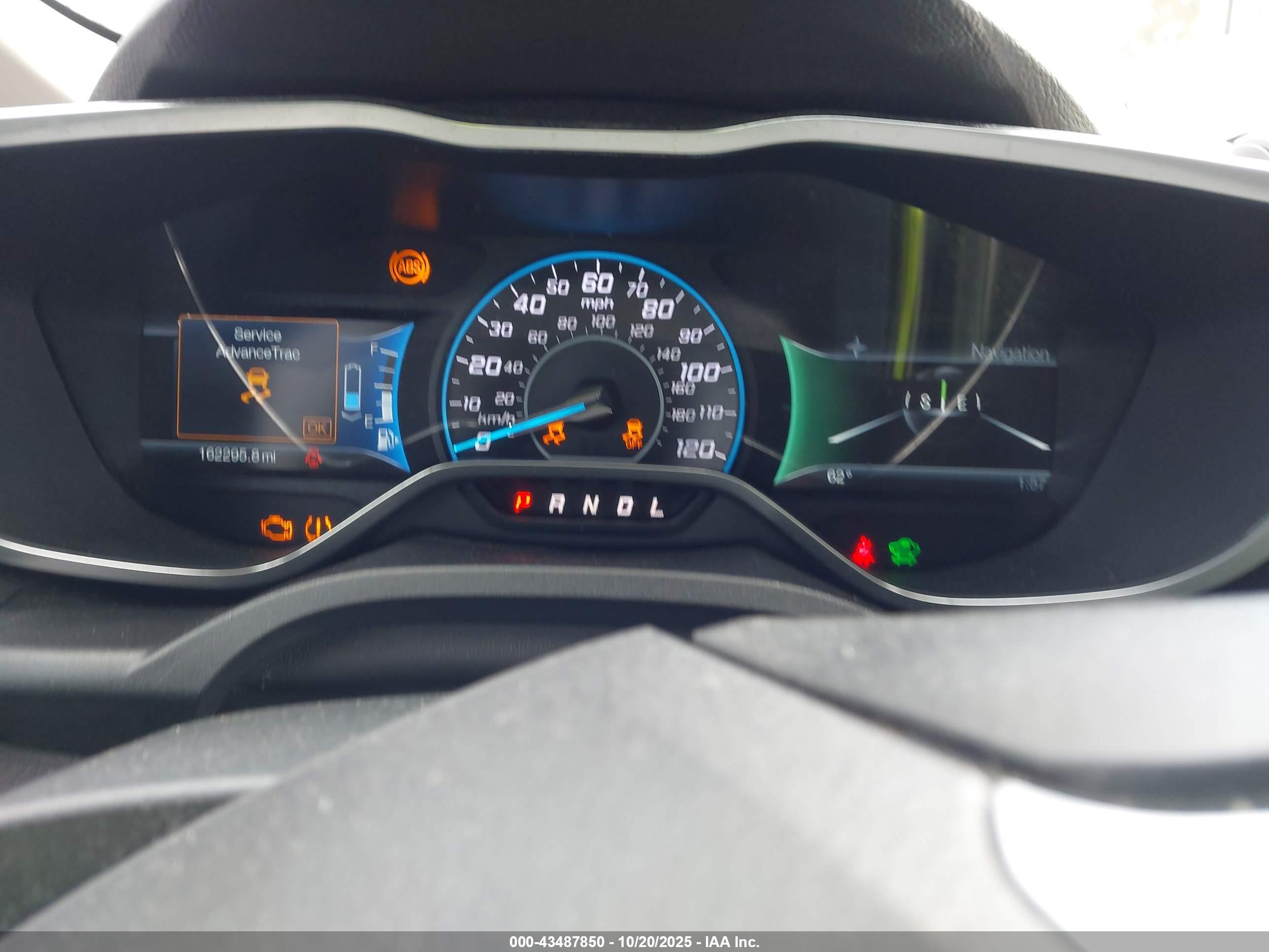 FORD C-MAX image 7