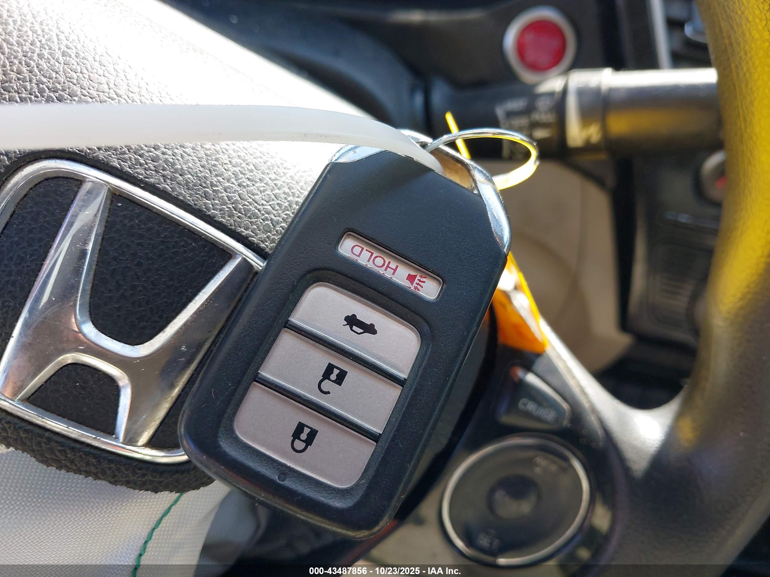 HONDA CIVIC image 11