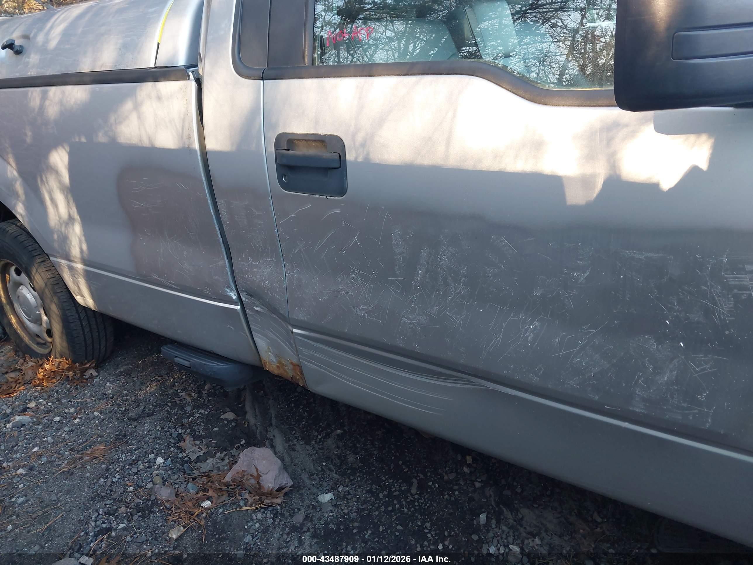 FORD F-150 image 6