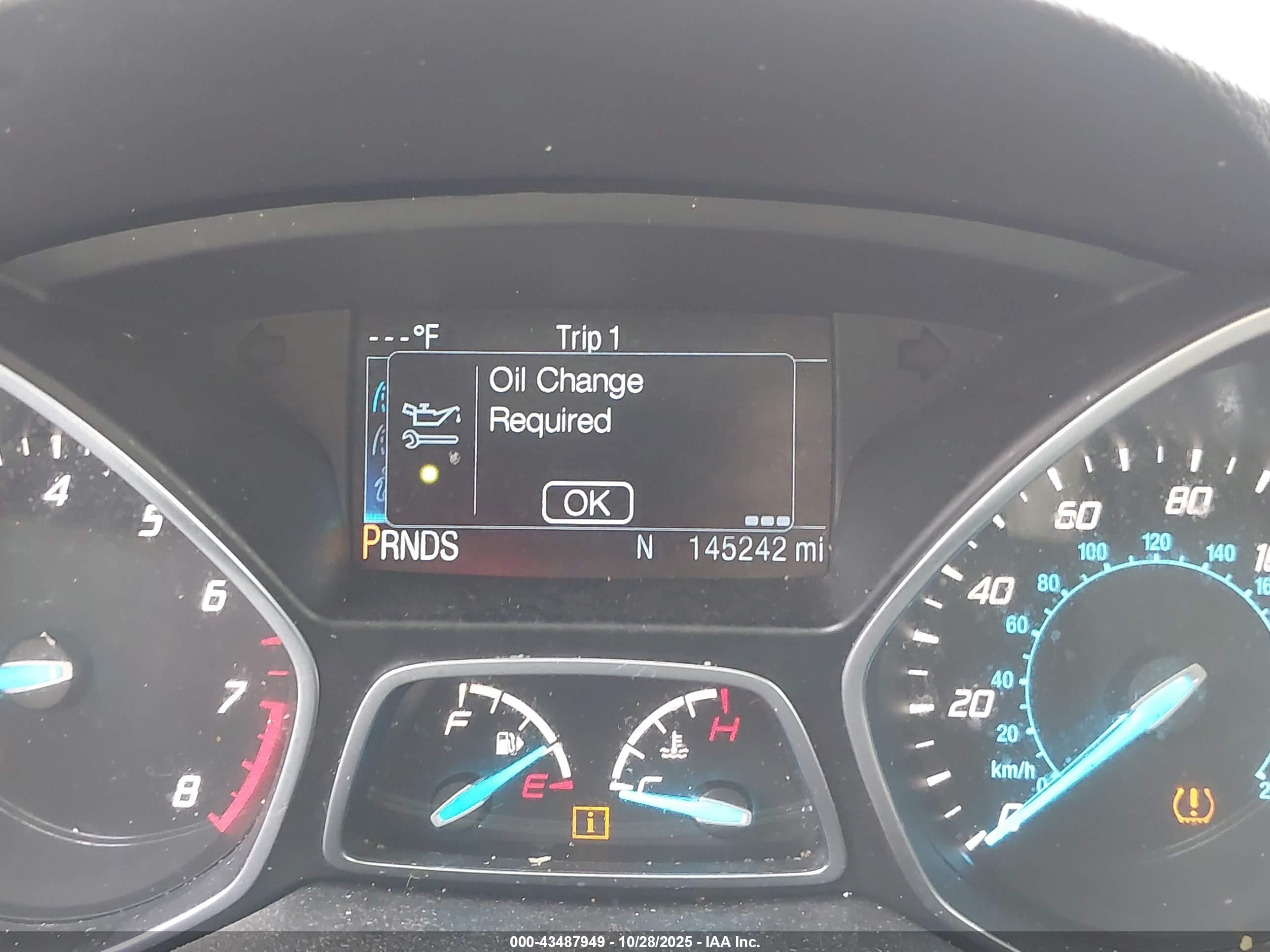 FORD ESCAPE image 7