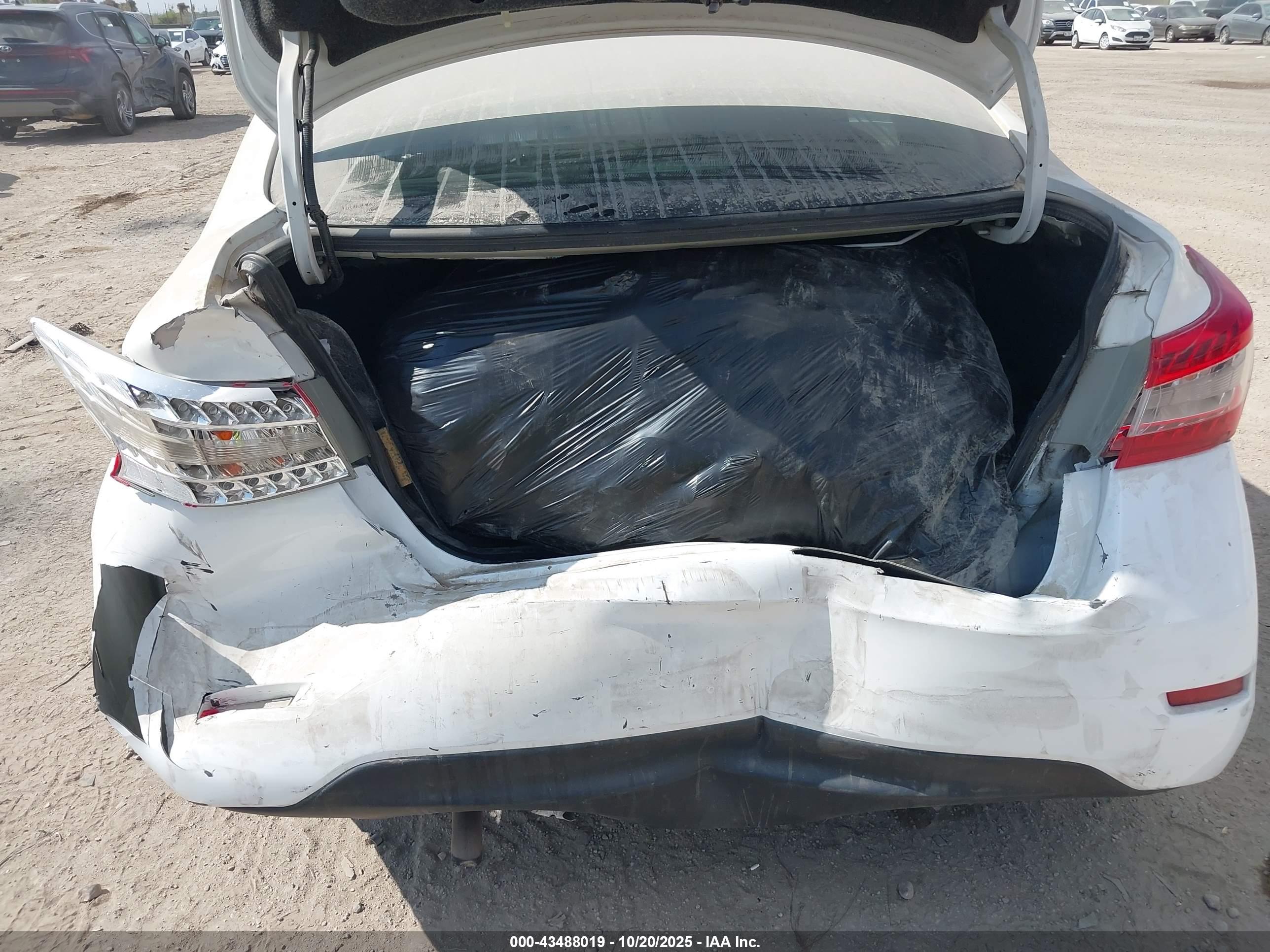 NISSAN SENTRA image 6