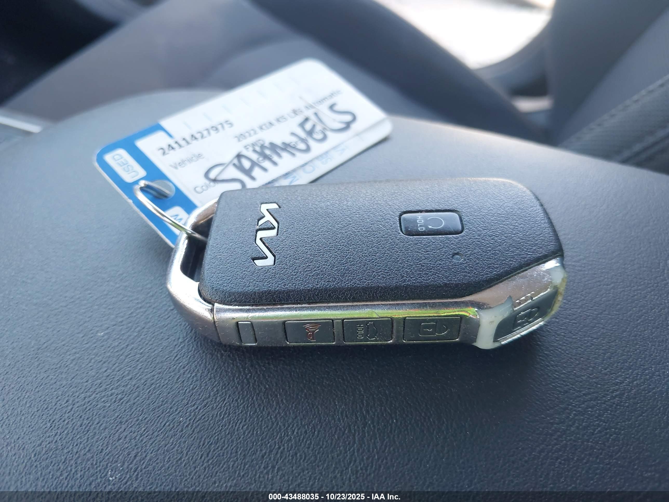 KIA K5 image 11