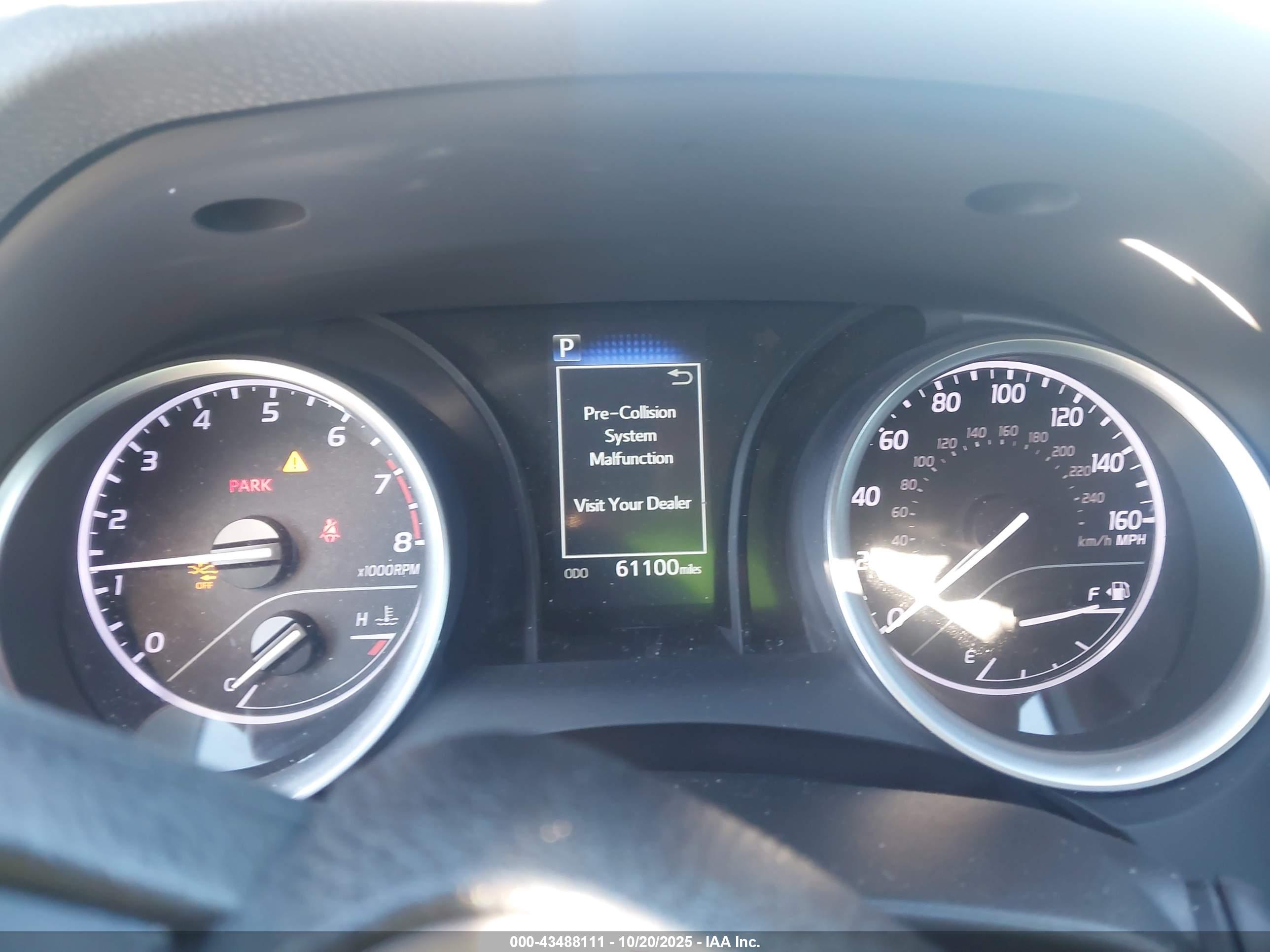 TOYOTA CAMRY image 7