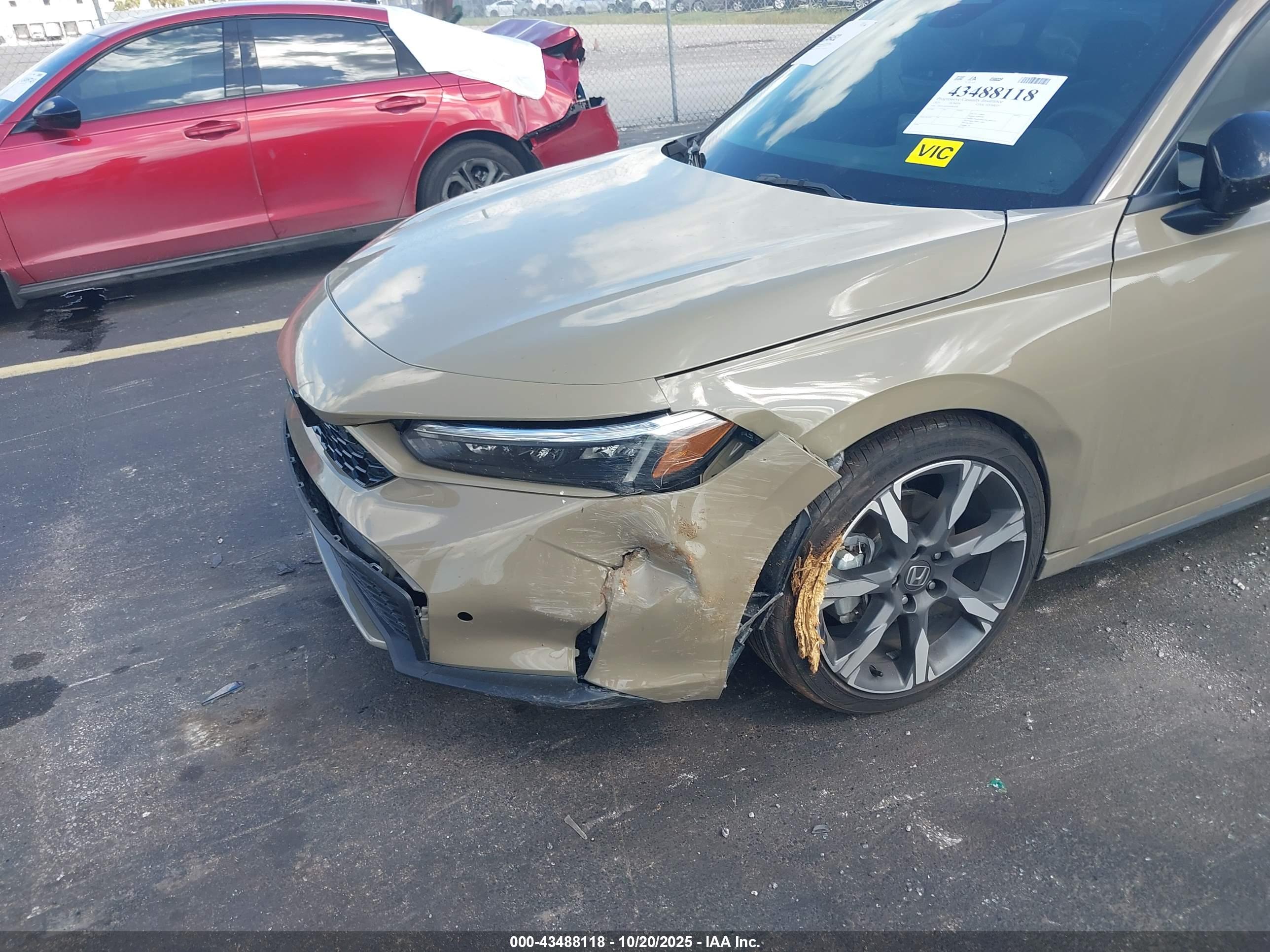 HONDA CIVIC image 6