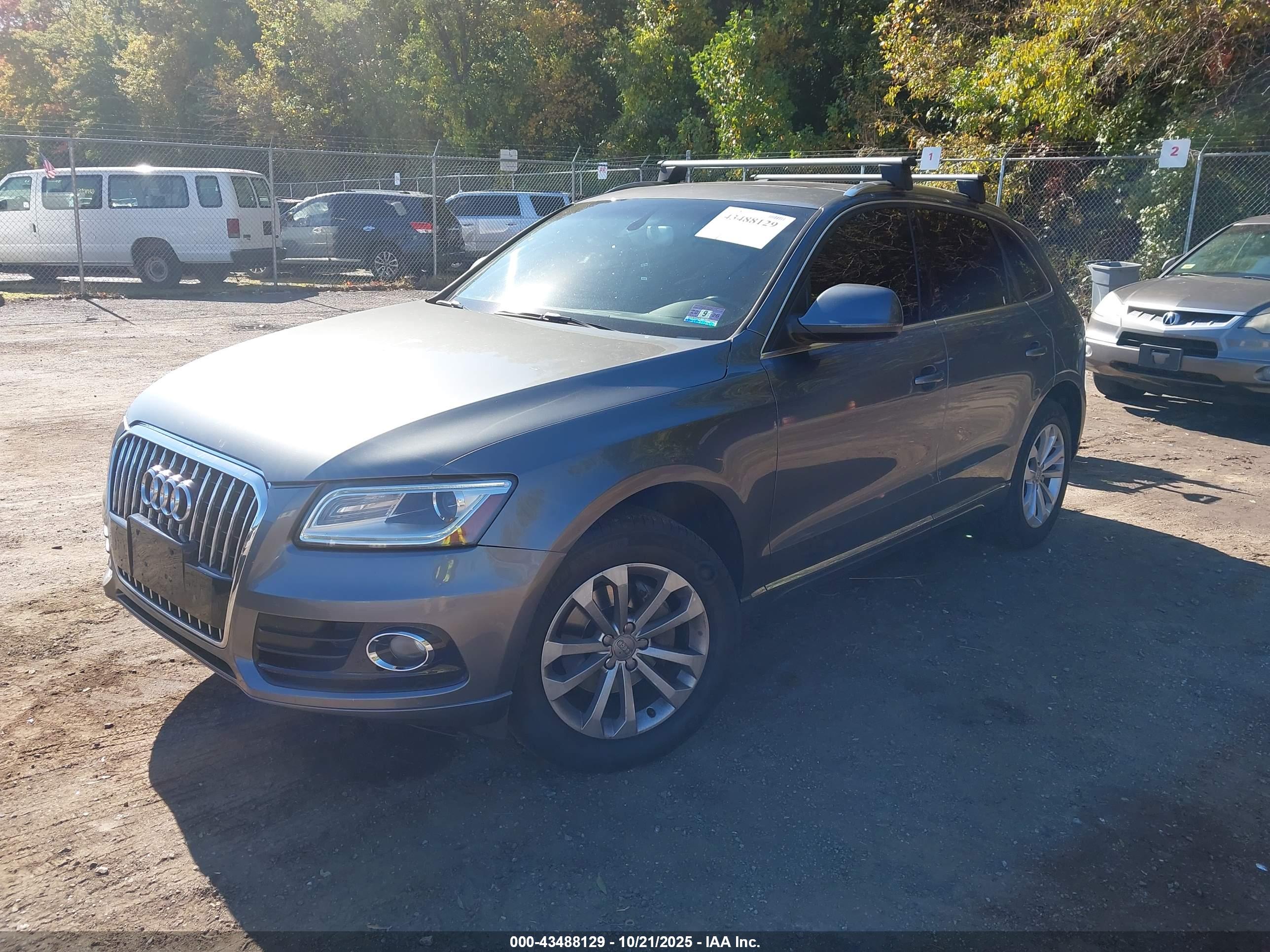 AUDI Q5 image 2