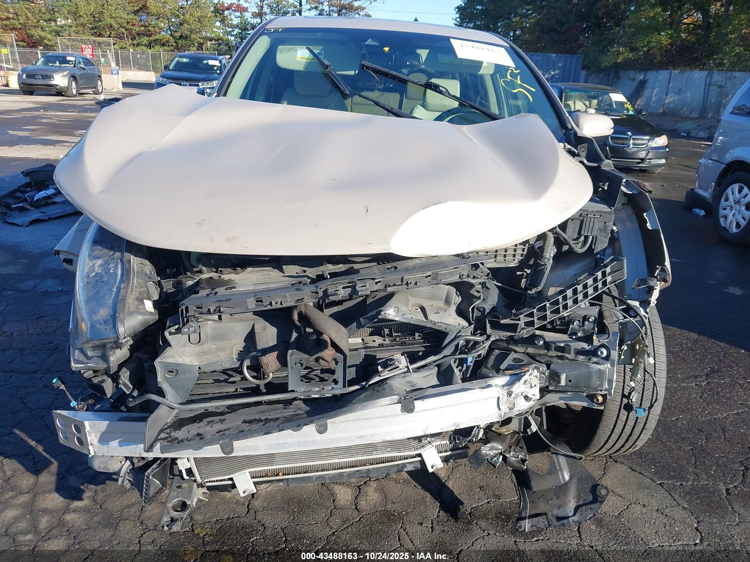 HONDA CR-V image 6
