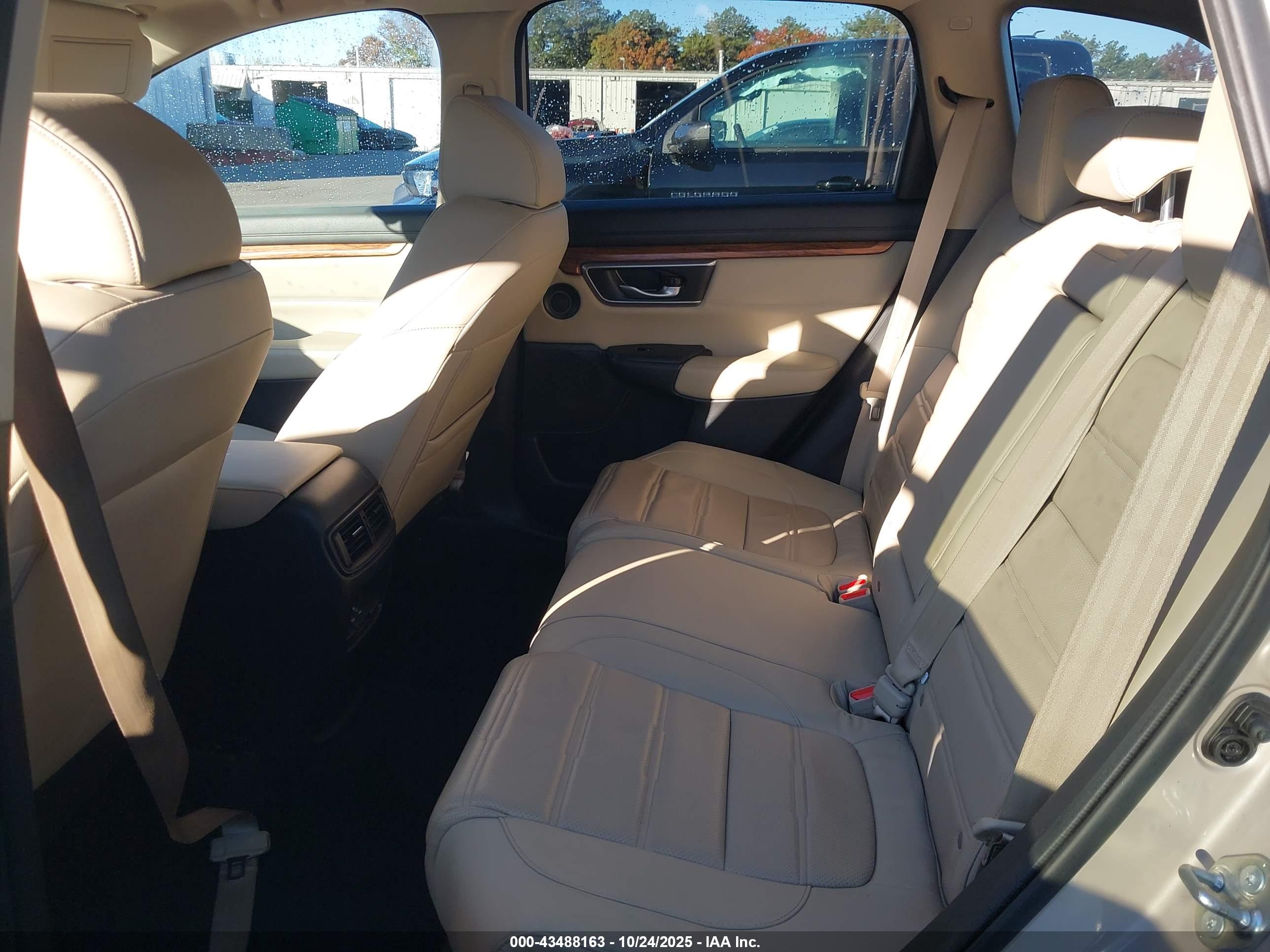 HONDA CR-V image 8