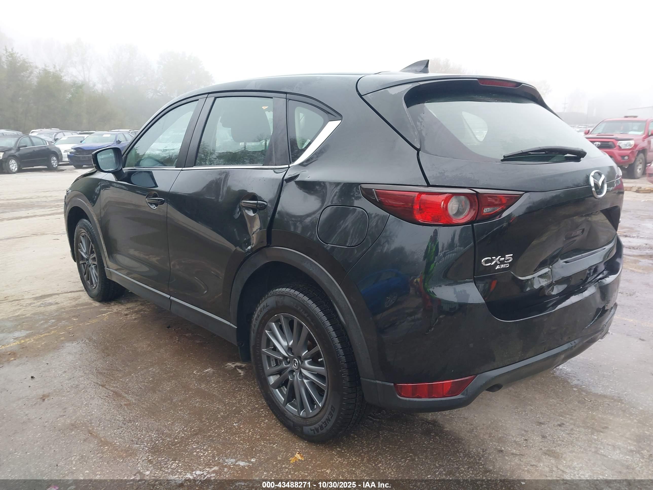 MAZDA CX-5 image 3