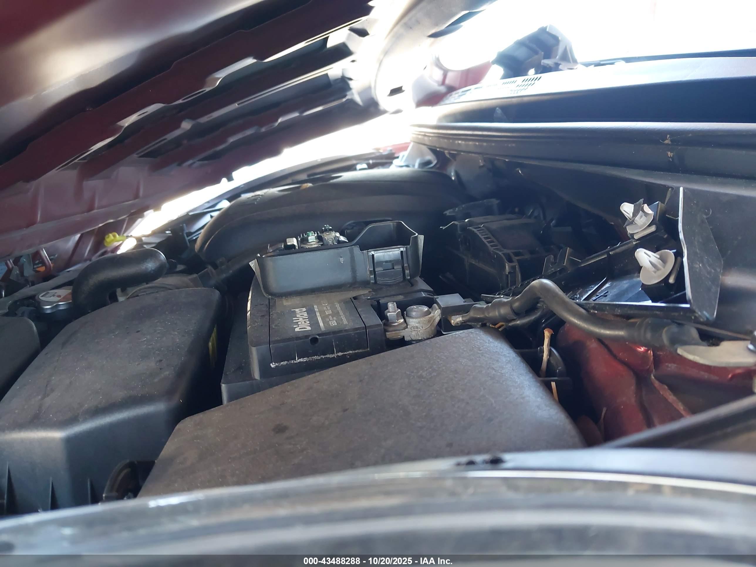 HYUNDAI ELANTRA image 10