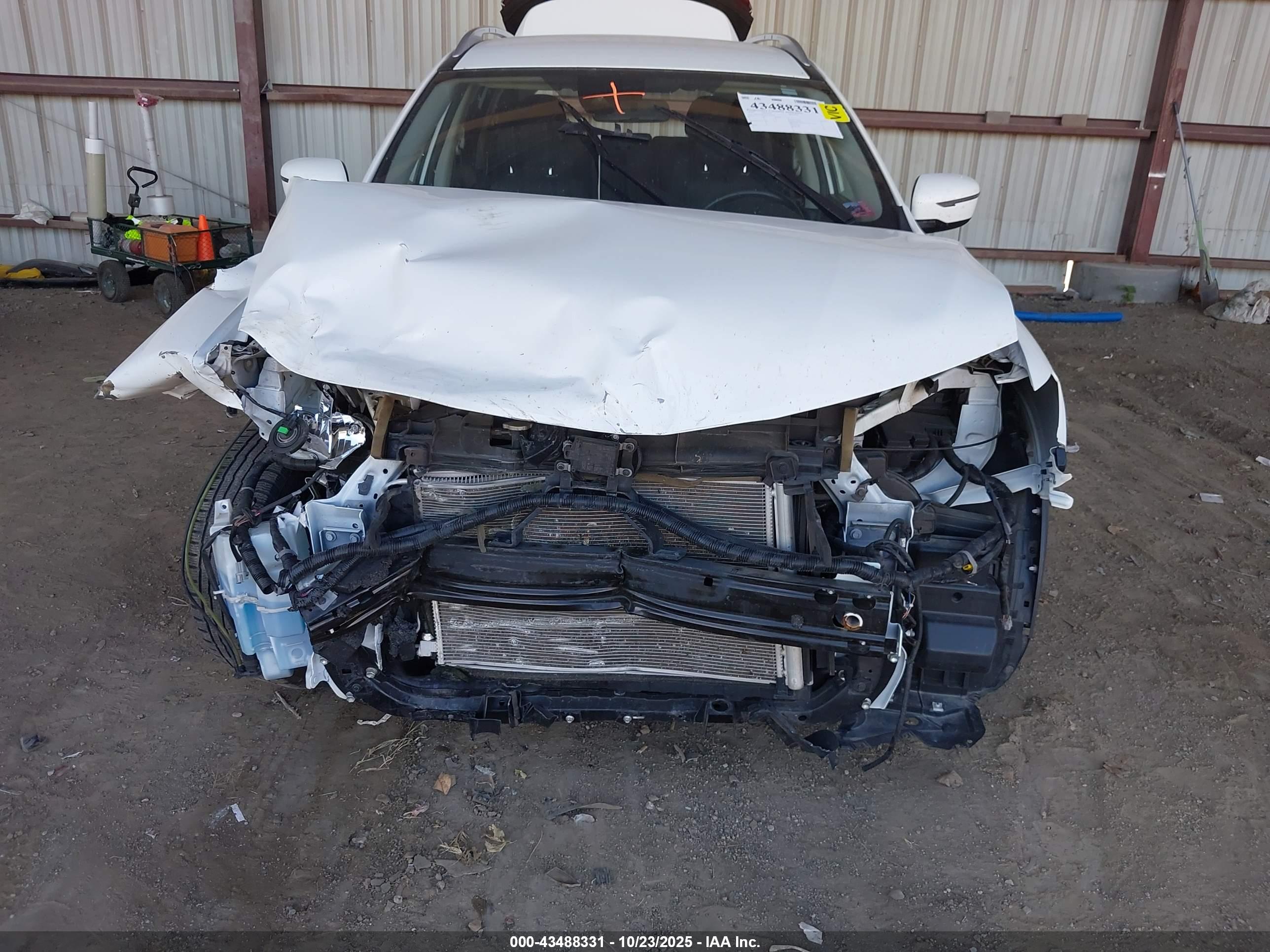 NISSAN ROGUE image 6