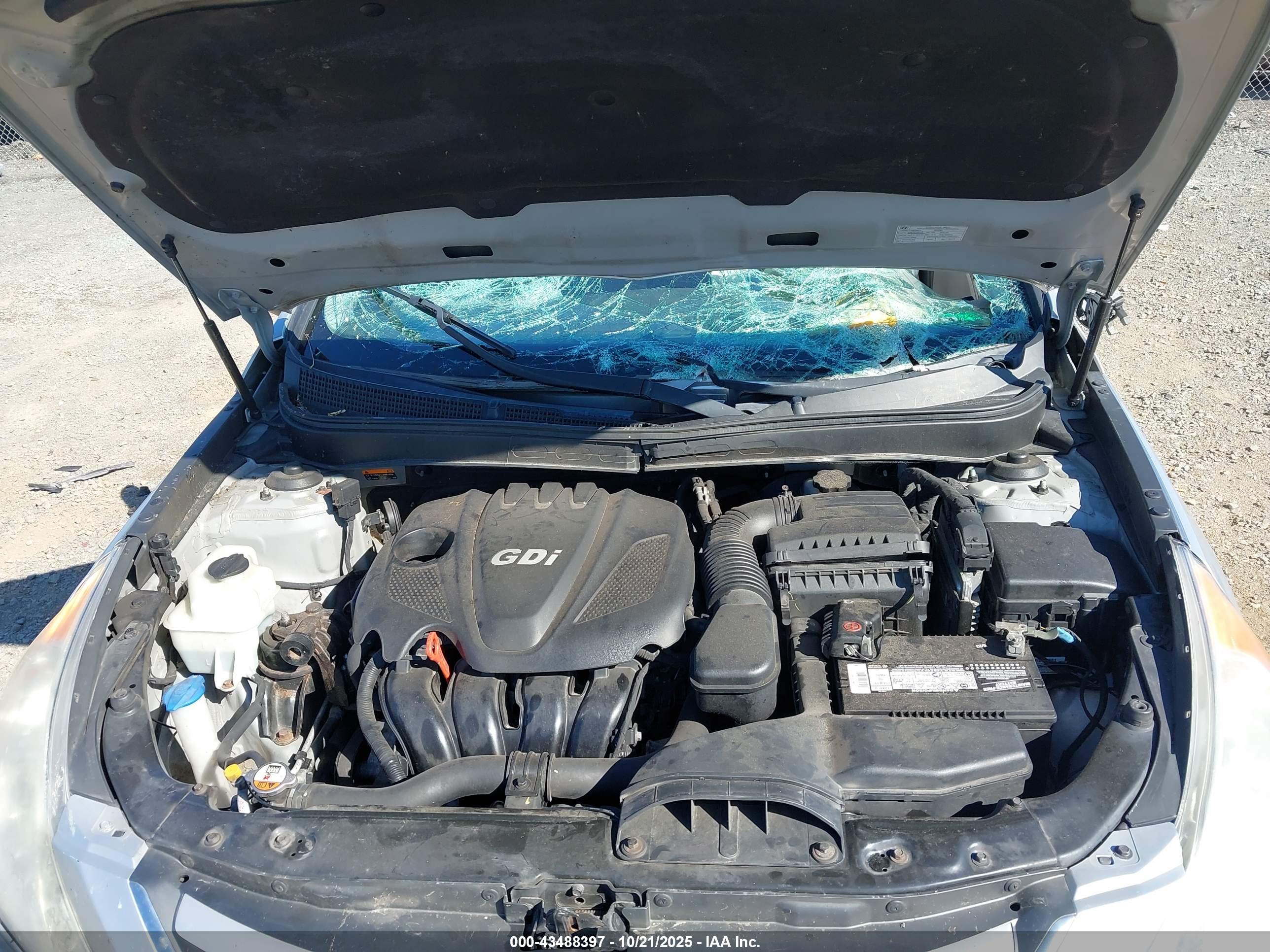HYUNDAI SONATA image 10