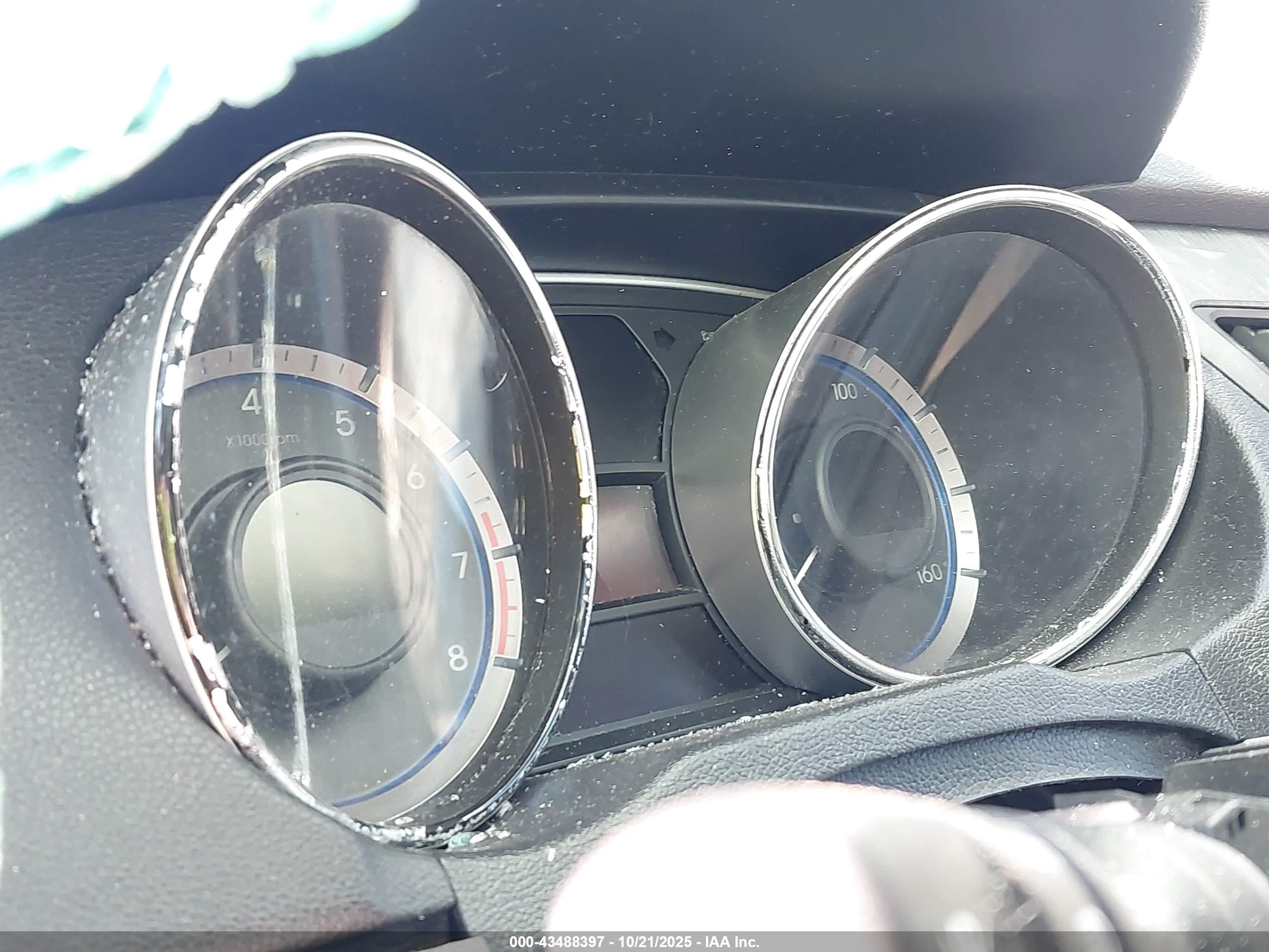 HYUNDAI SONATA image 7