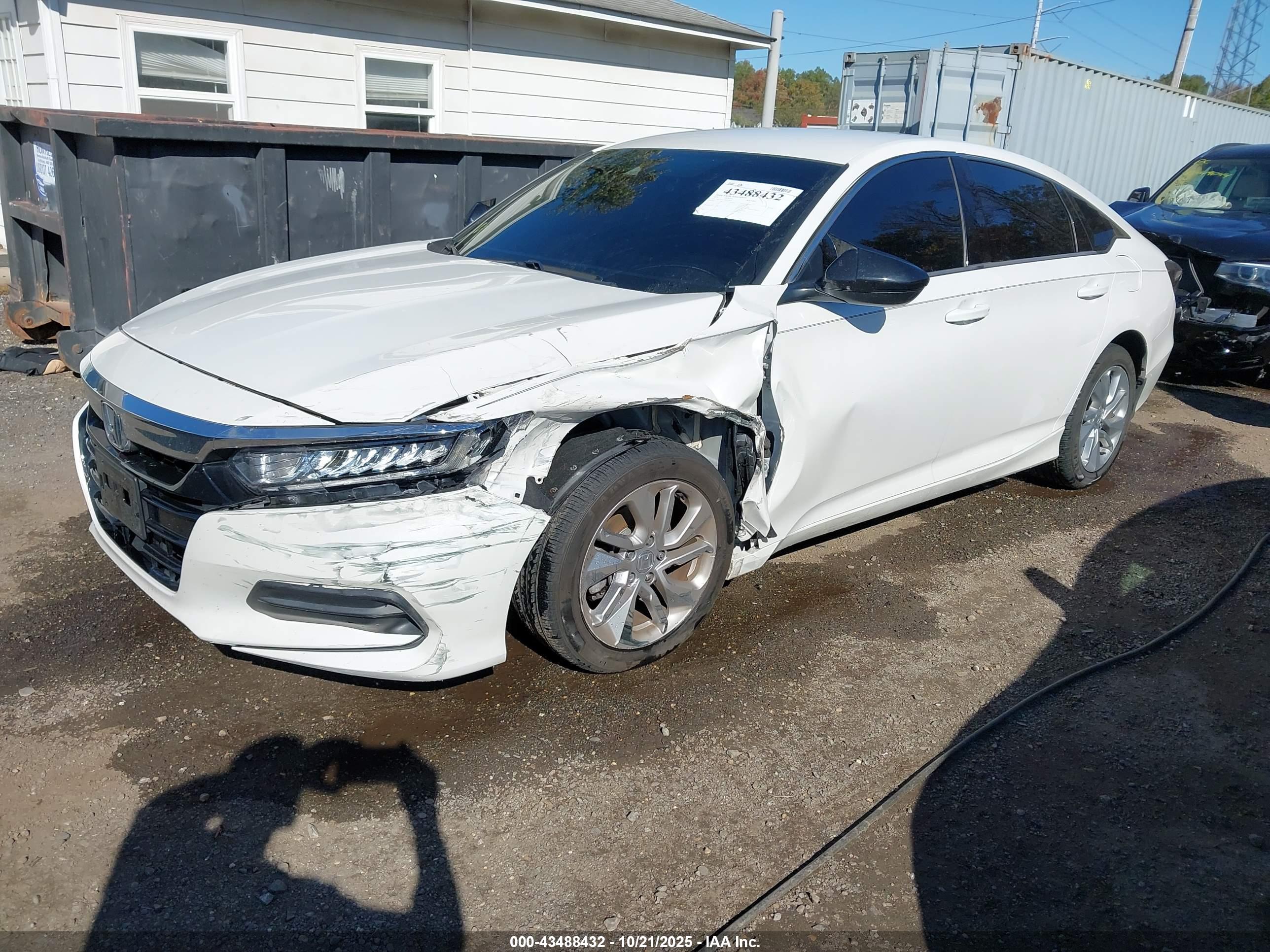 HONDA ACCORD image 2