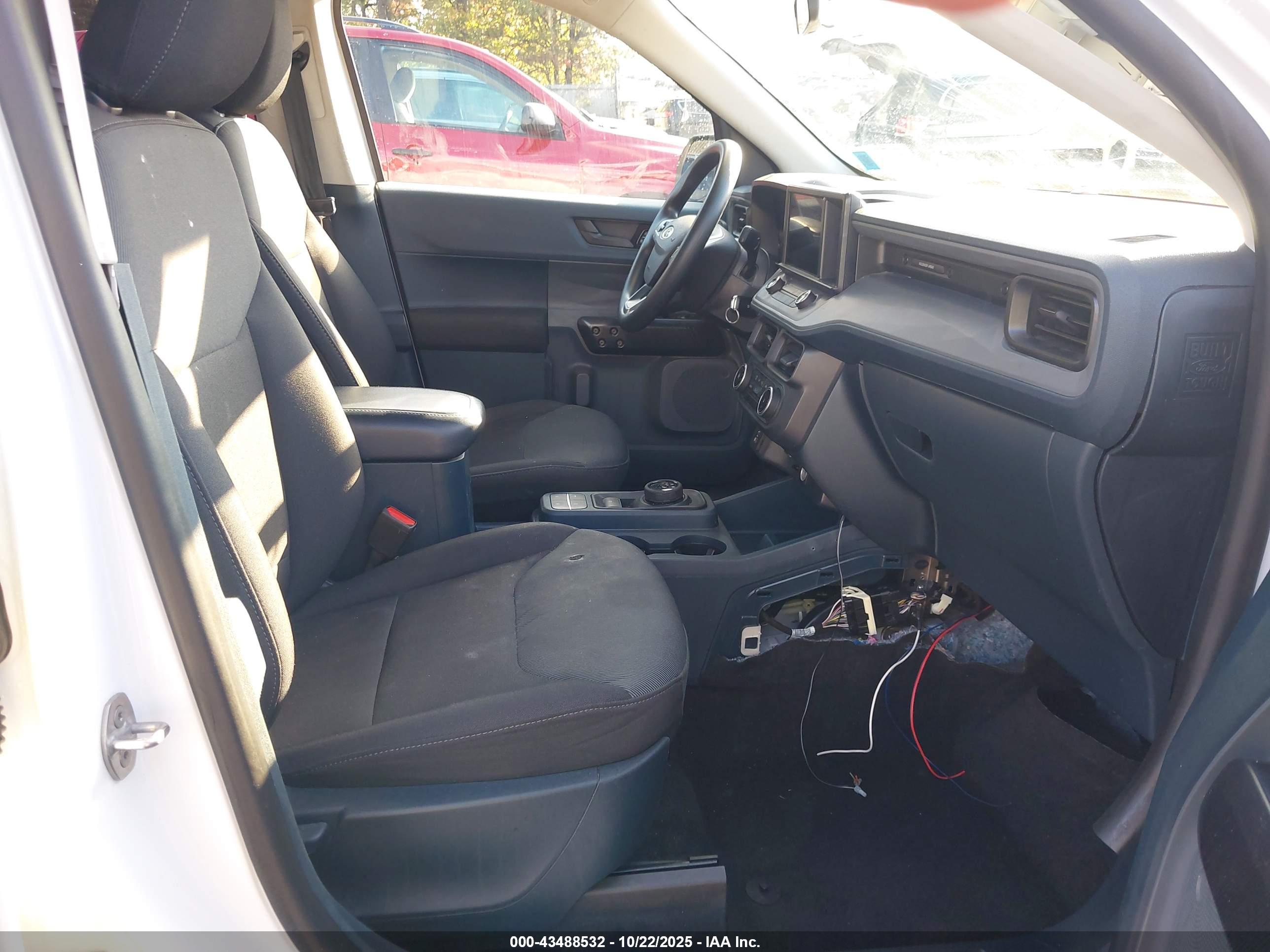 FORD MAVERICK image 5